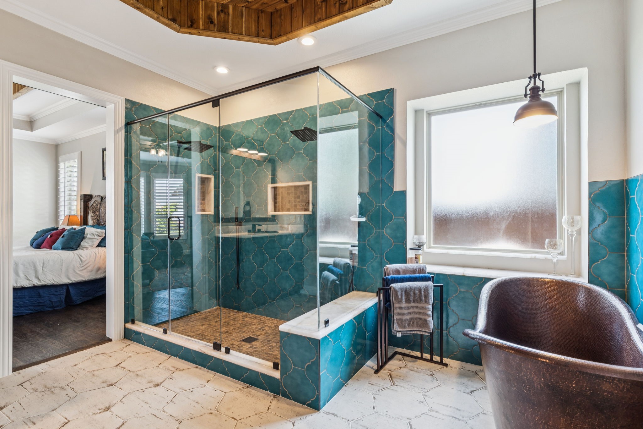 2711 Bauer Court