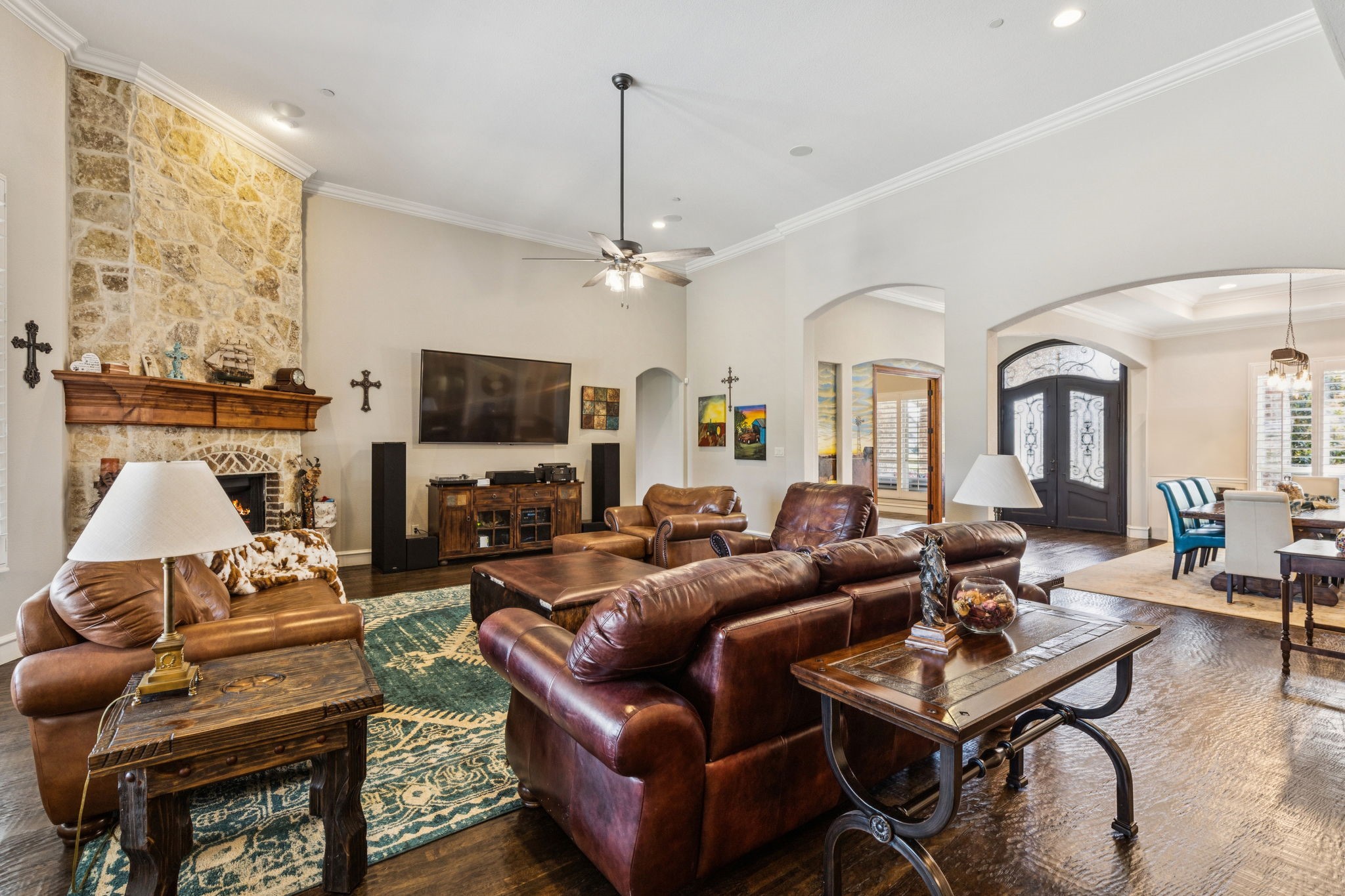 2711 Bauer Court