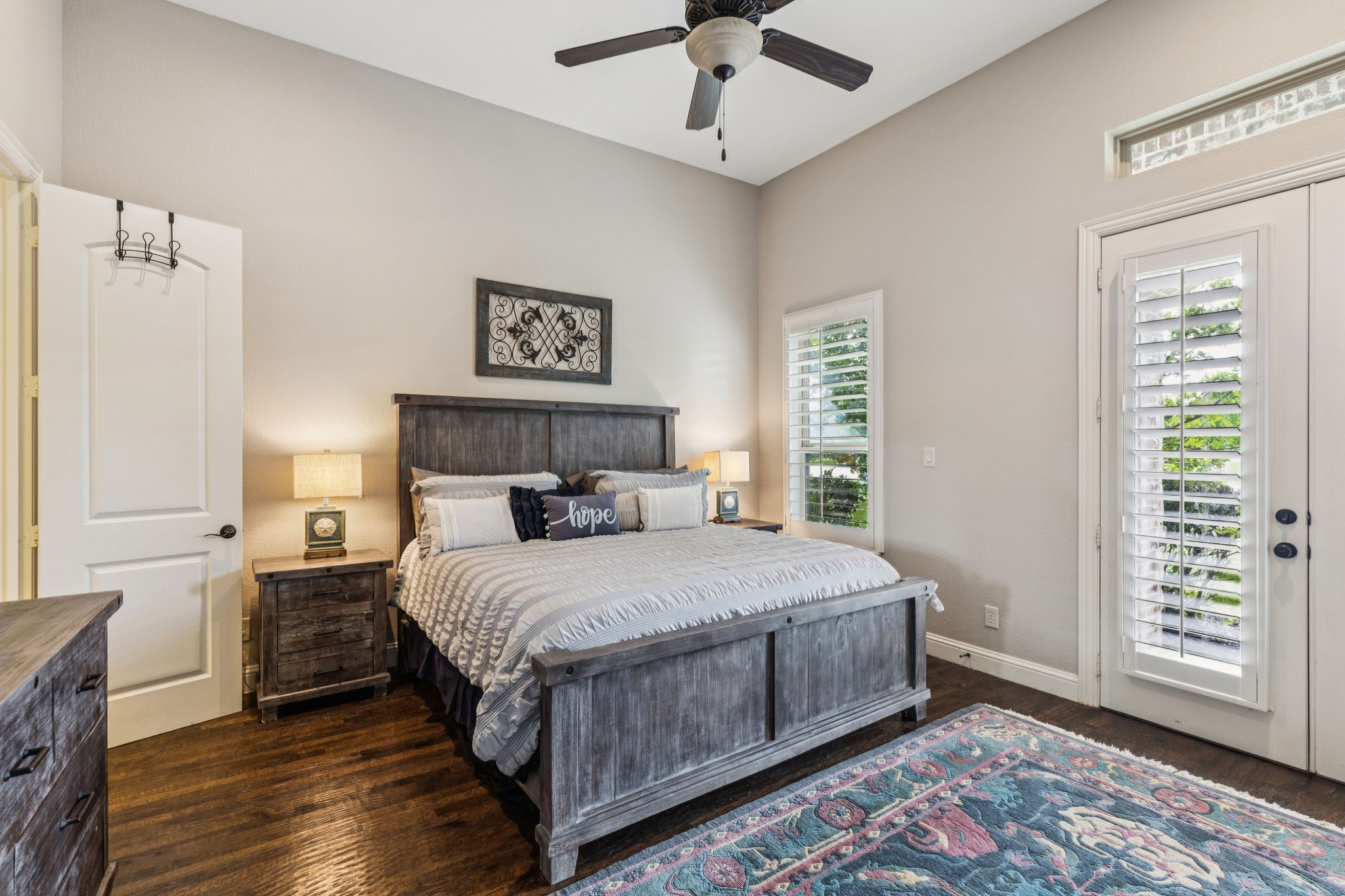 2711 Bauer Court