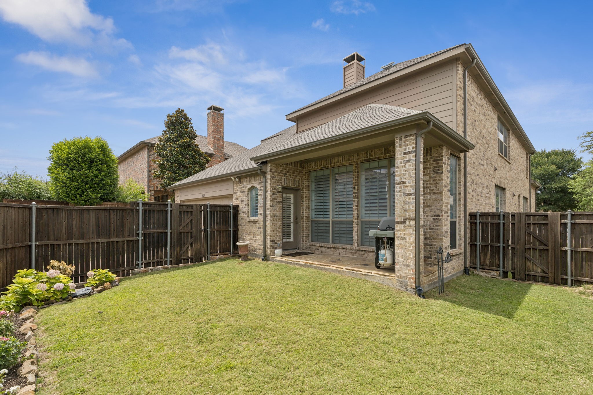 927 Dunleer Drive