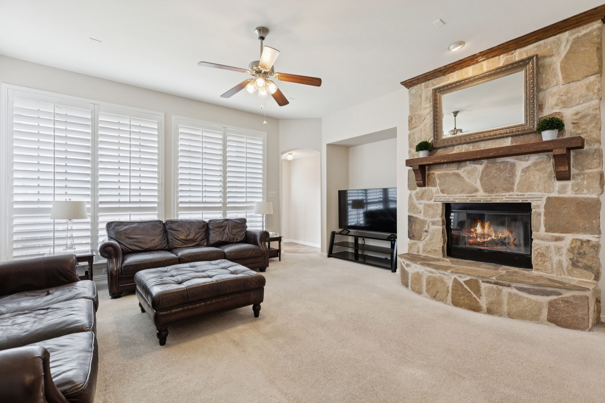 927 Dunleer Drive