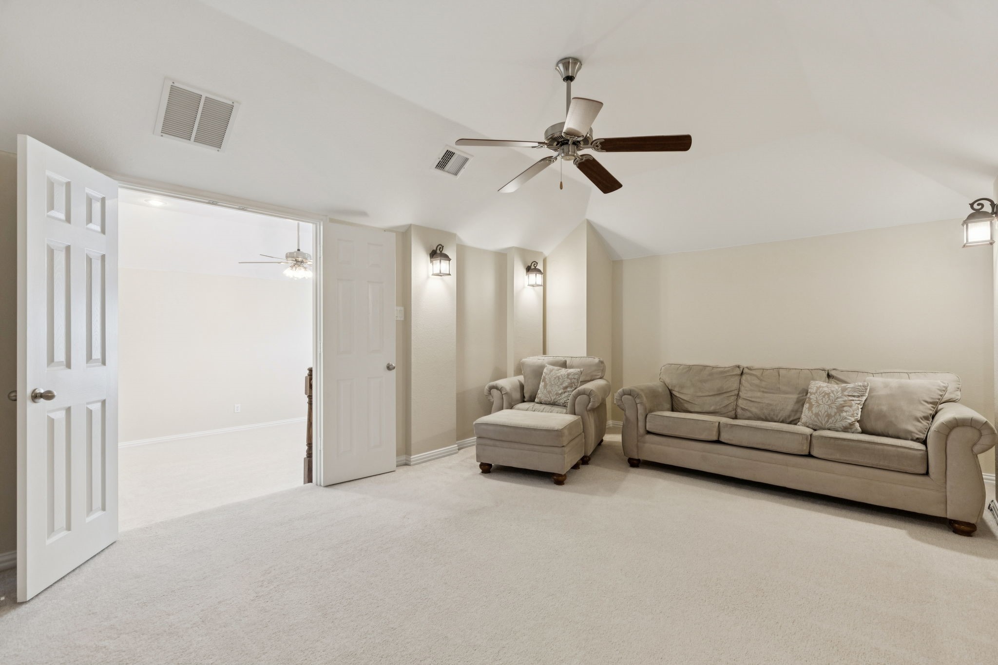 927 Dunleer Drive