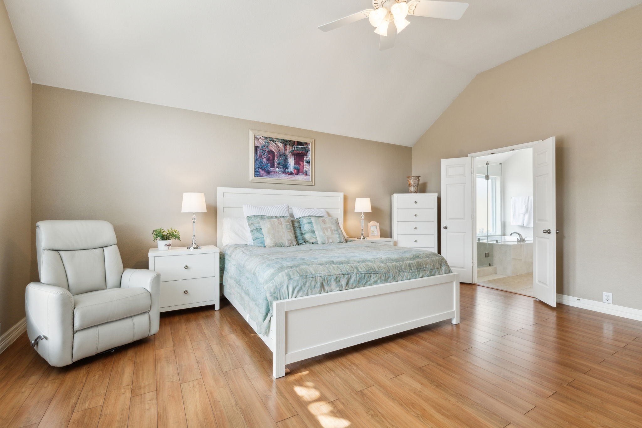 6908 Emerald Coast Drive