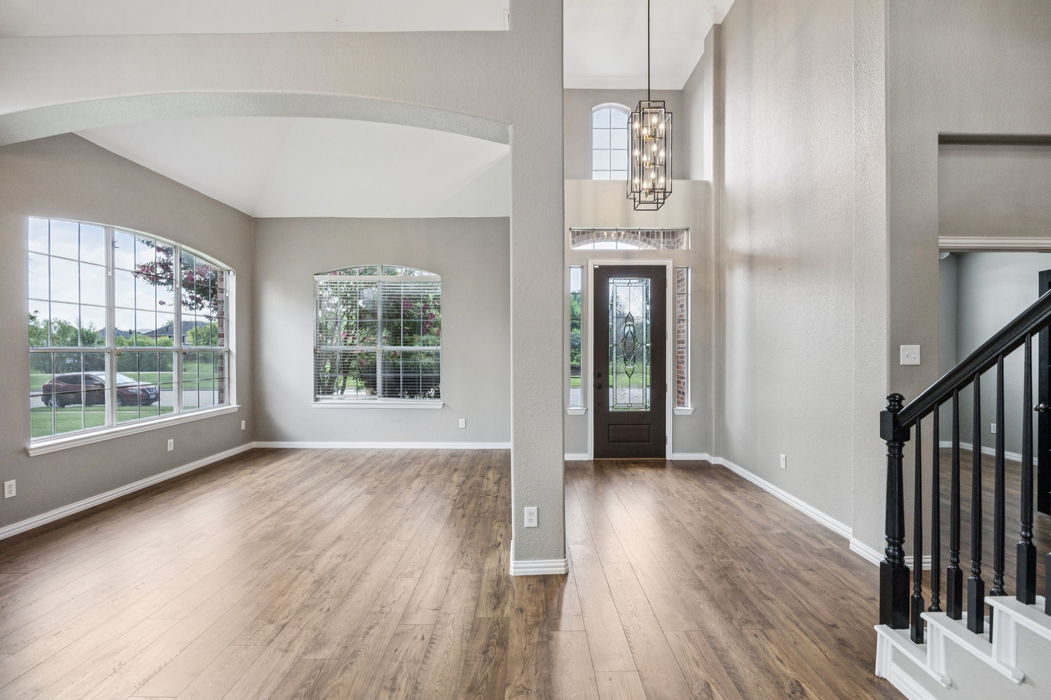 1613 Country Brook Lane