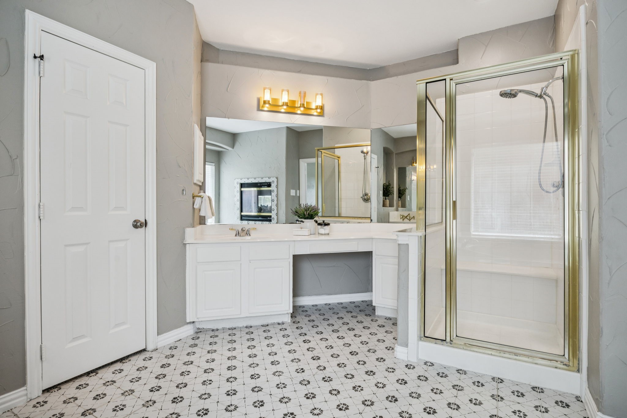 1613 Country Brook Lane