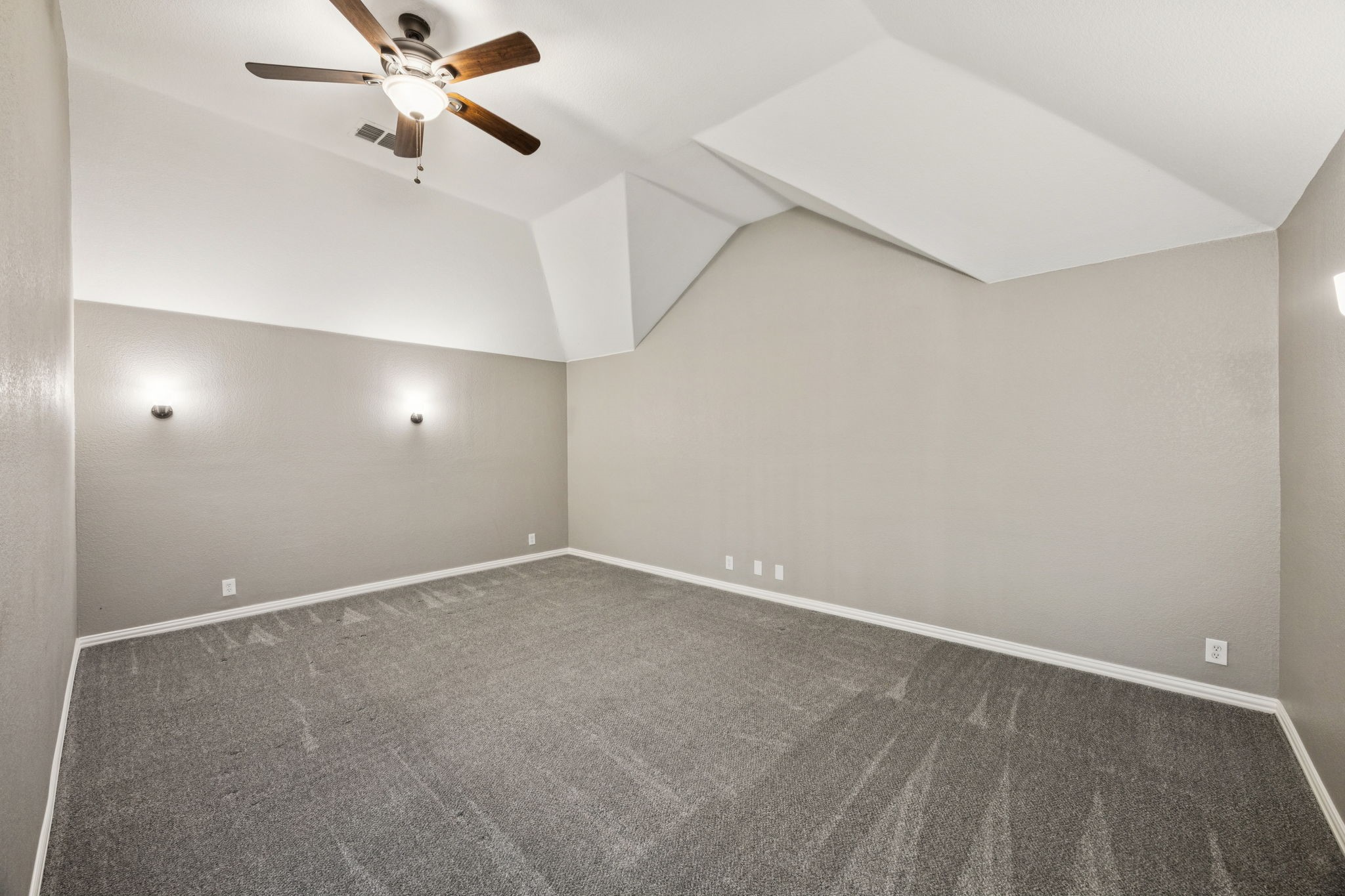 1613 Country Brook Lane