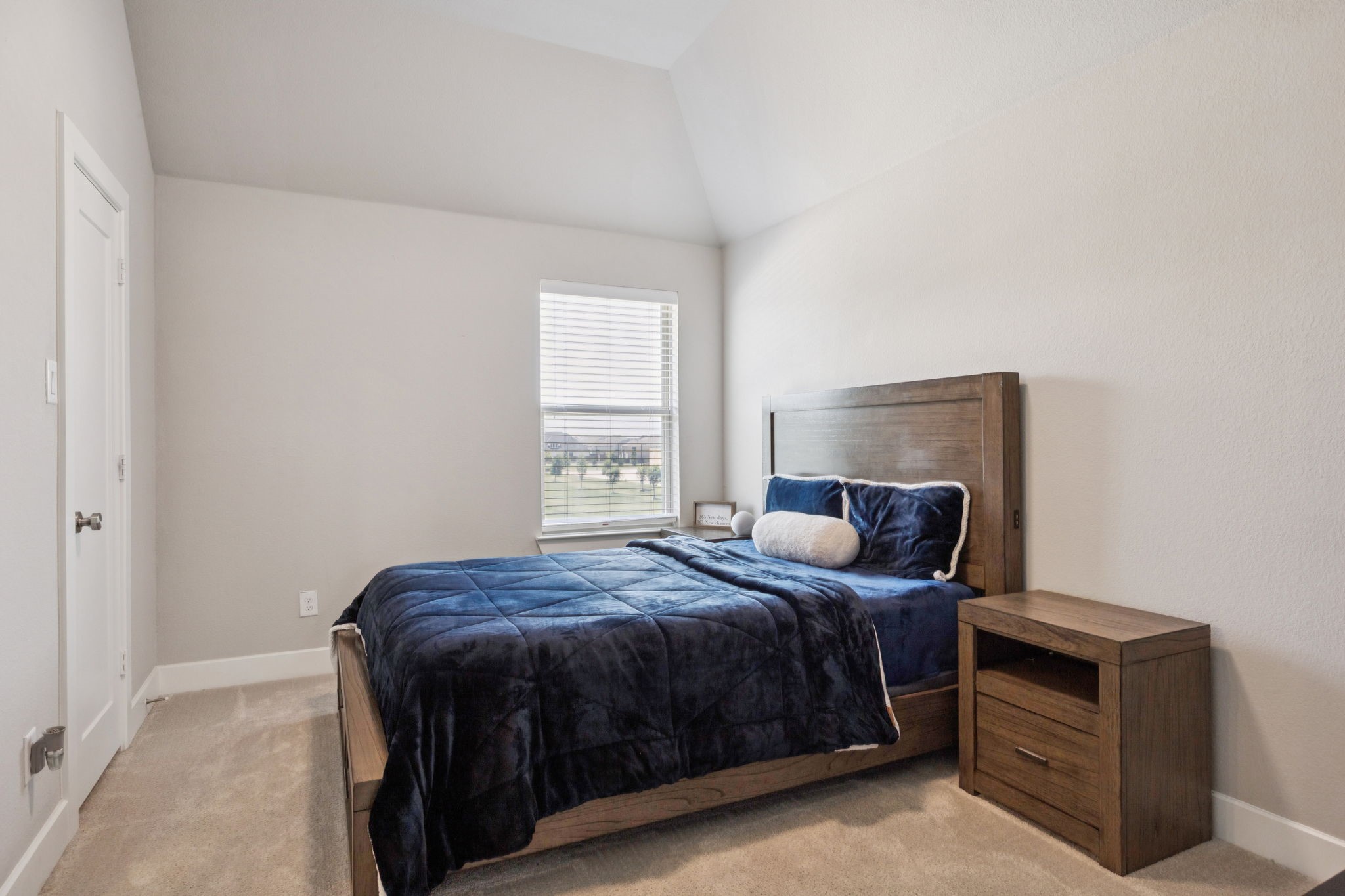 921 Gentle Knoll Lane