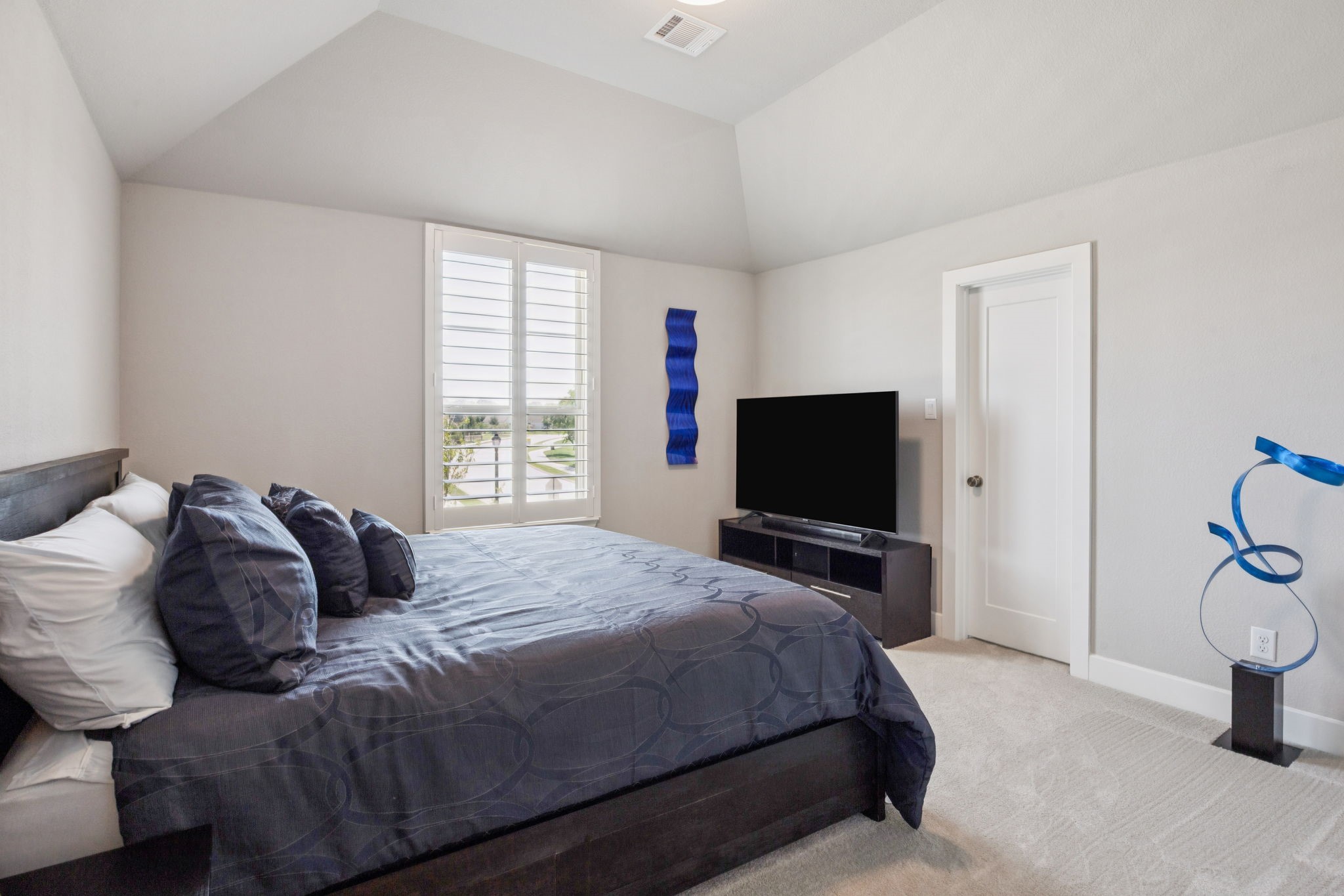 921 Gentle Knoll Lane