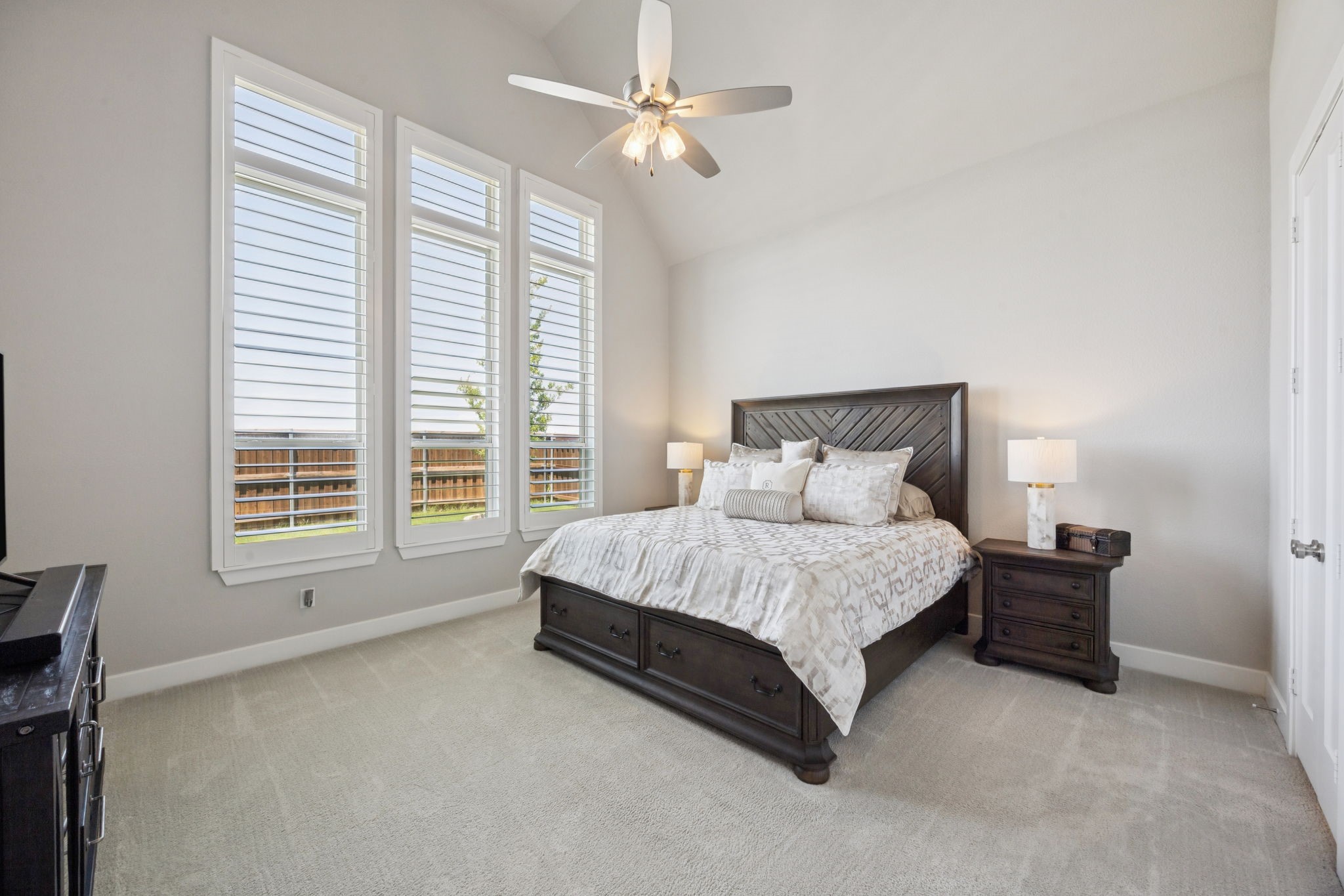 921 Gentle Knoll Lane