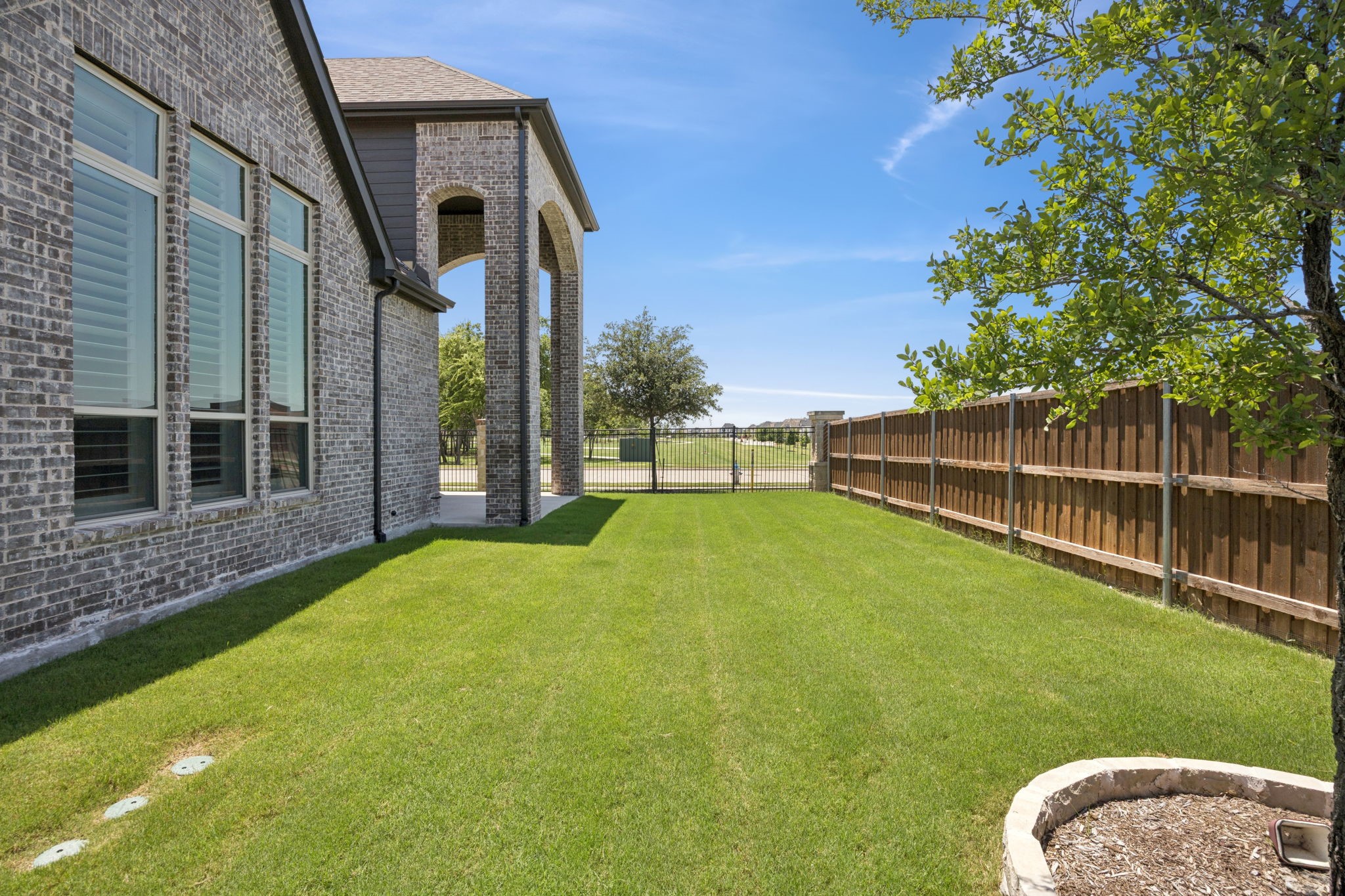 921 Gentle Knoll Lane