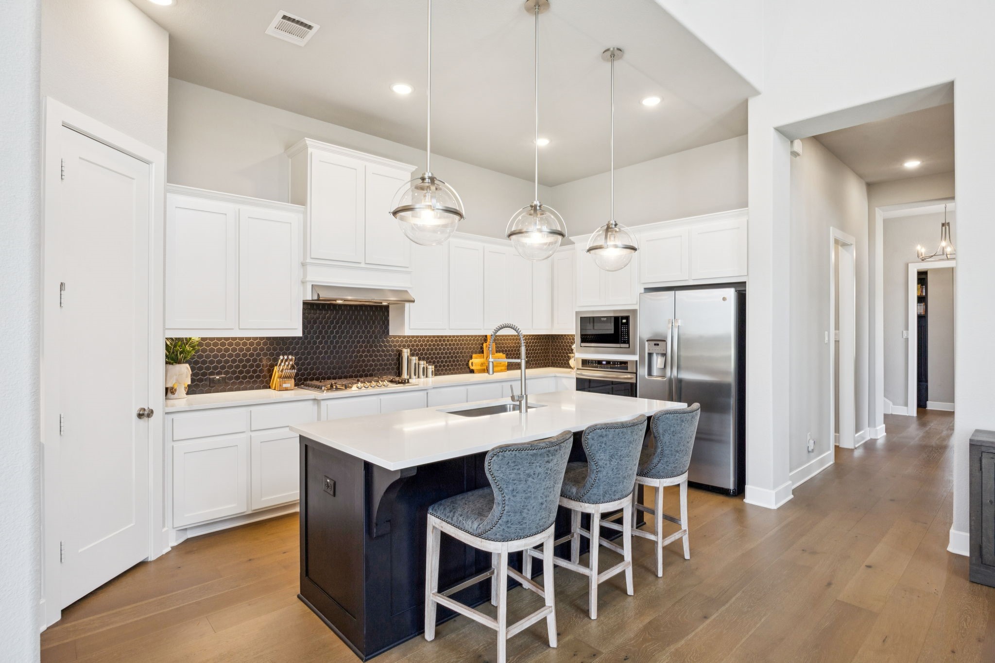 921 Gentle Knoll Lane