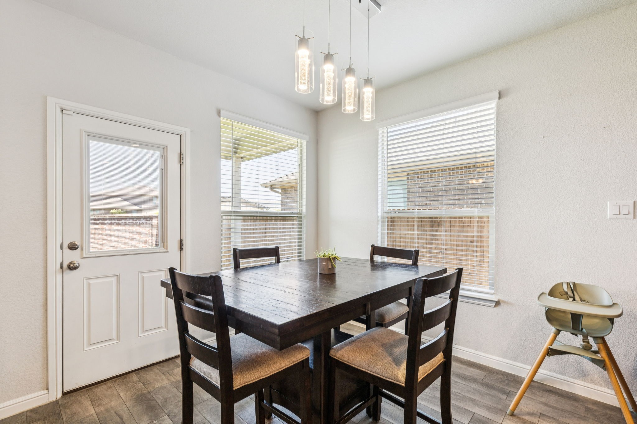 1449 Archway Court