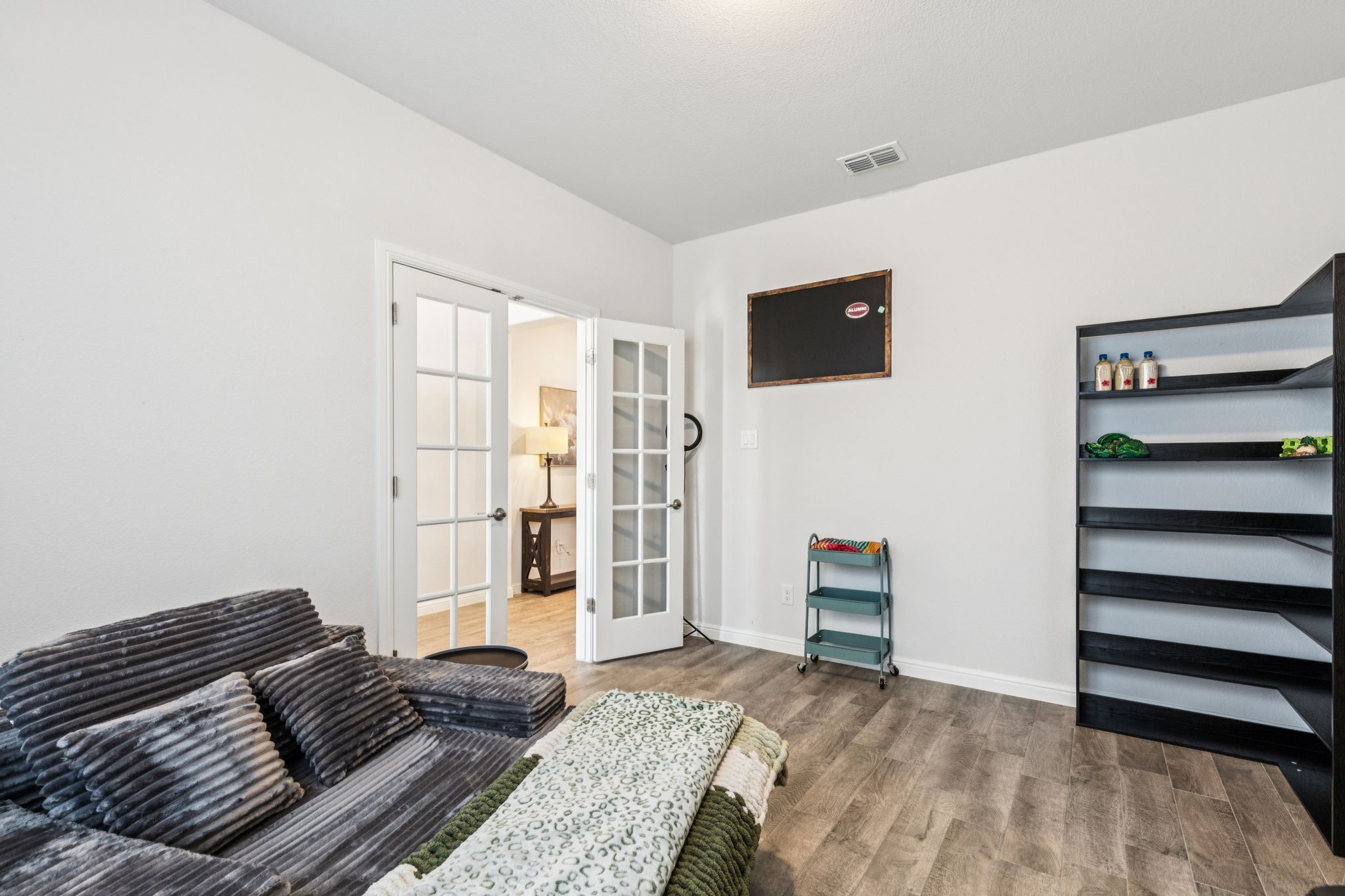 1449 Archway Court