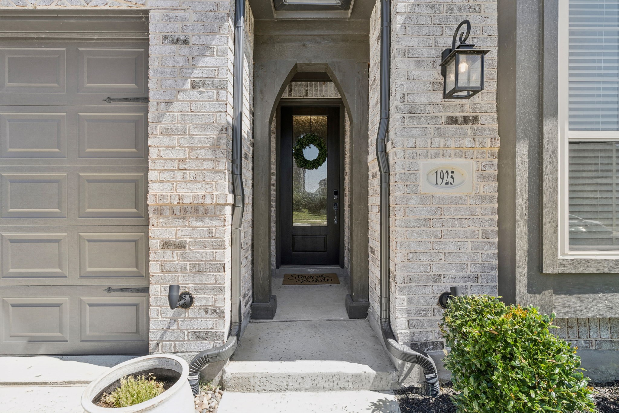 1925 Pelham Drive