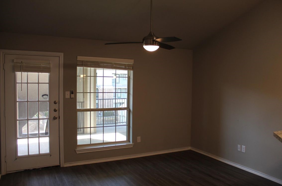 6108 Abrams Road 527