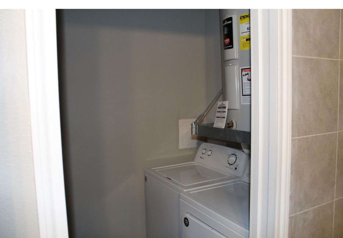 6108 Abrams Road 527