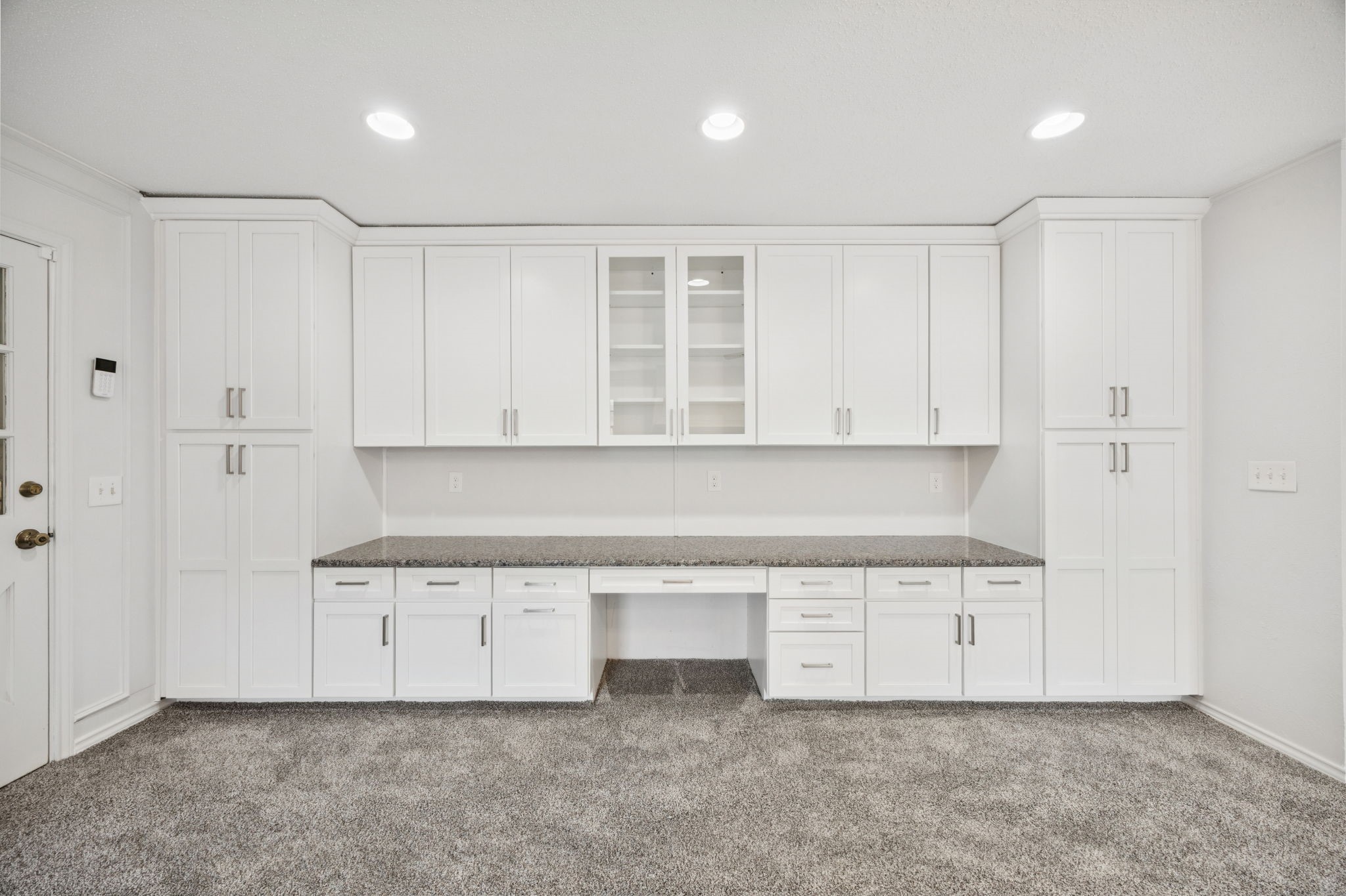 3305 Canterbury Drive