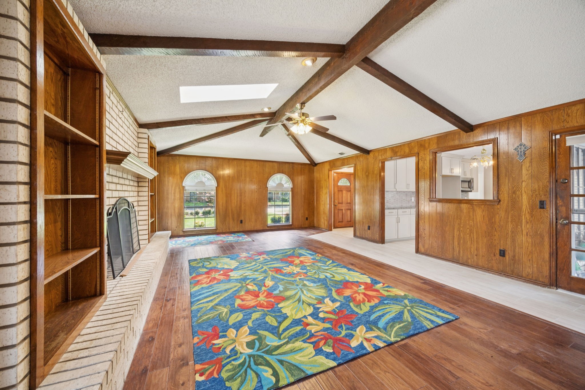 3305 Canterbury Drive