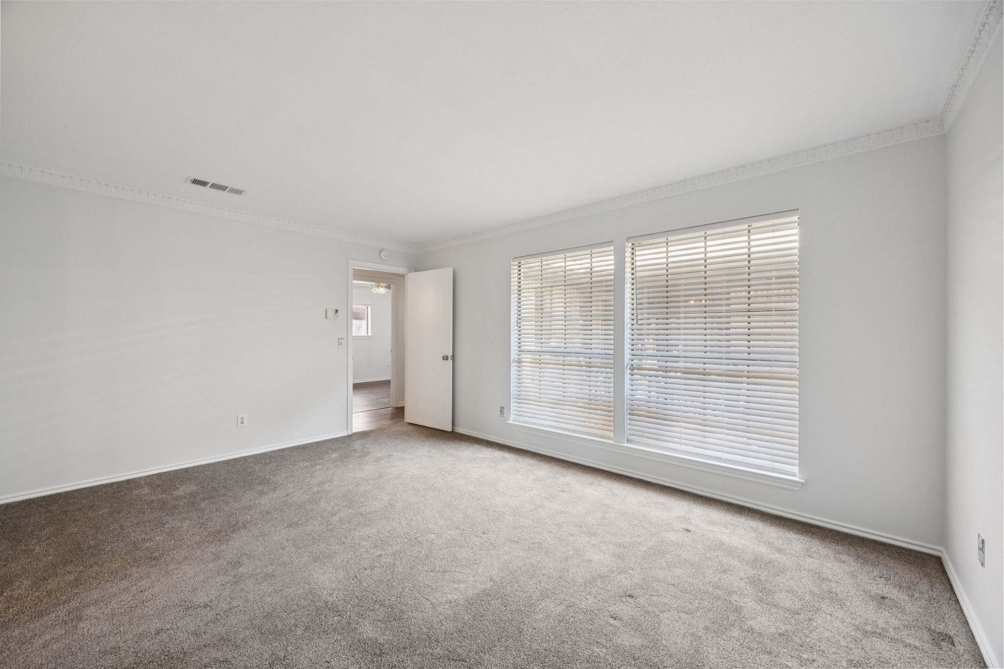 3305 Canterbury Drive