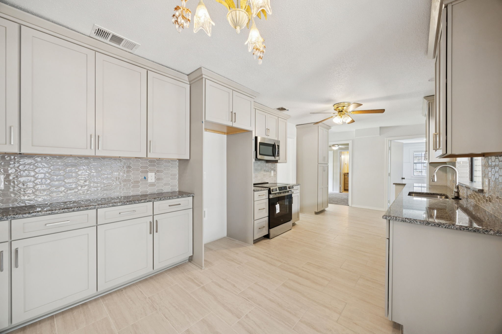 3305 Canterbury Drive