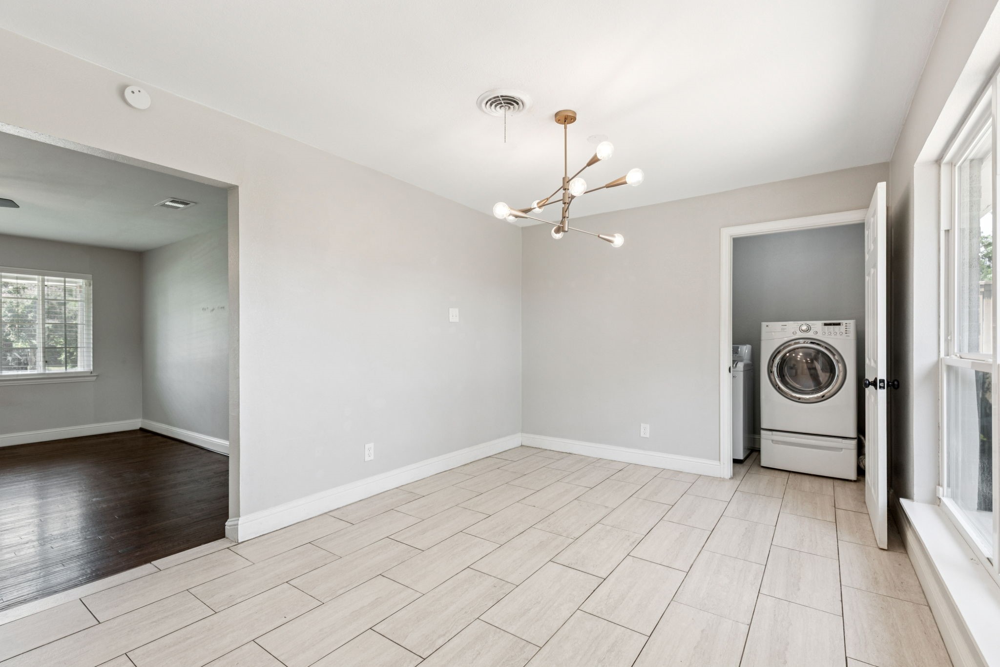 519 Royal Crest Drive