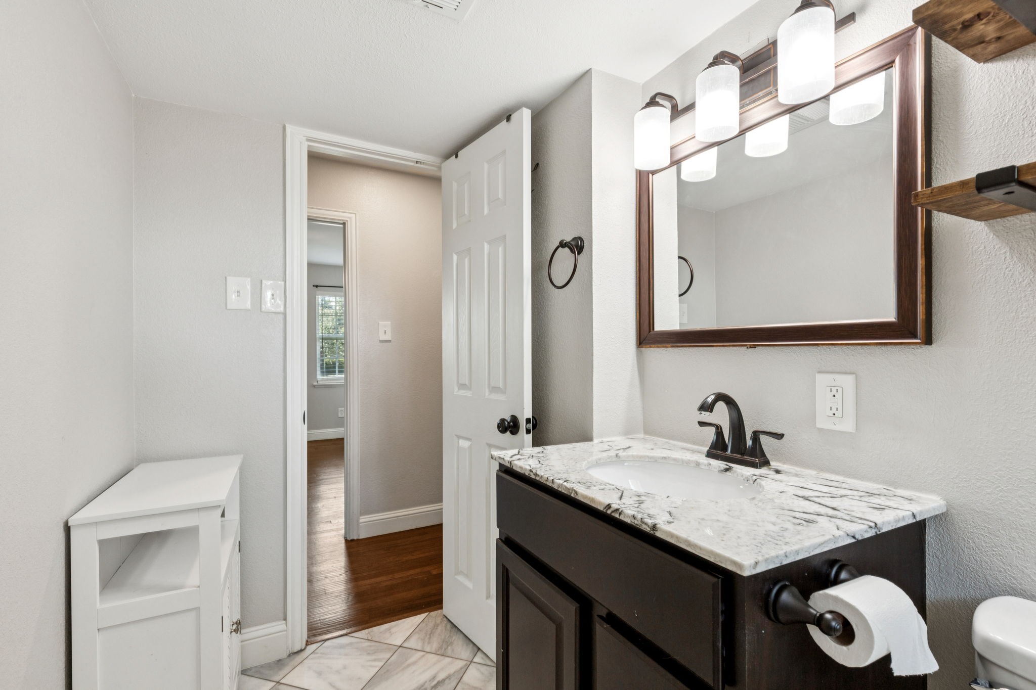 519 Royal Crest Drive