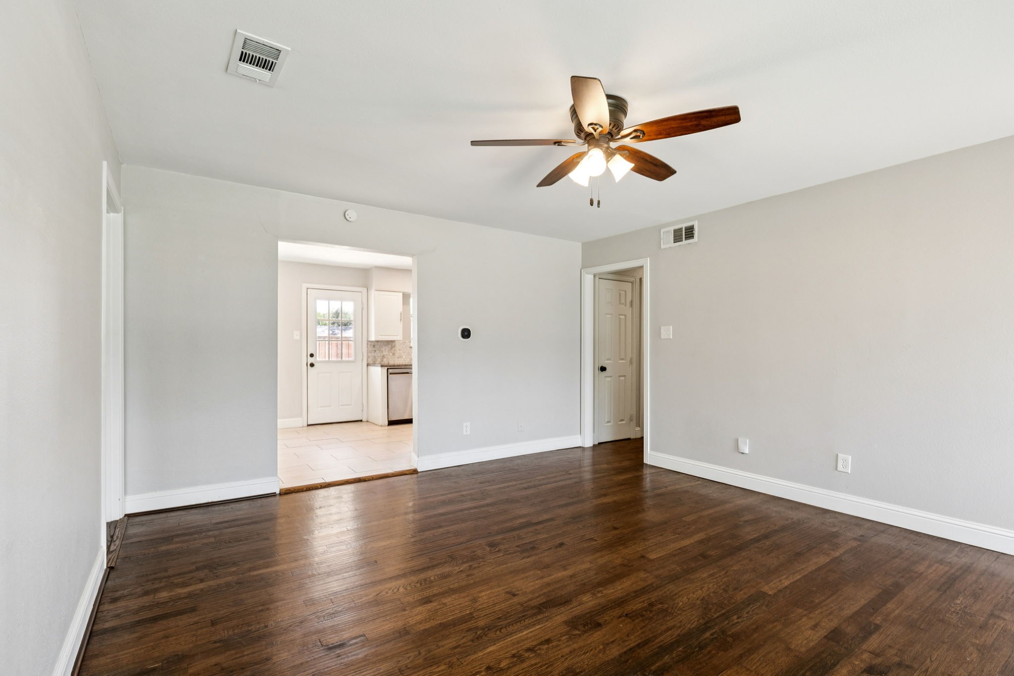 519 Royal Crest Drive