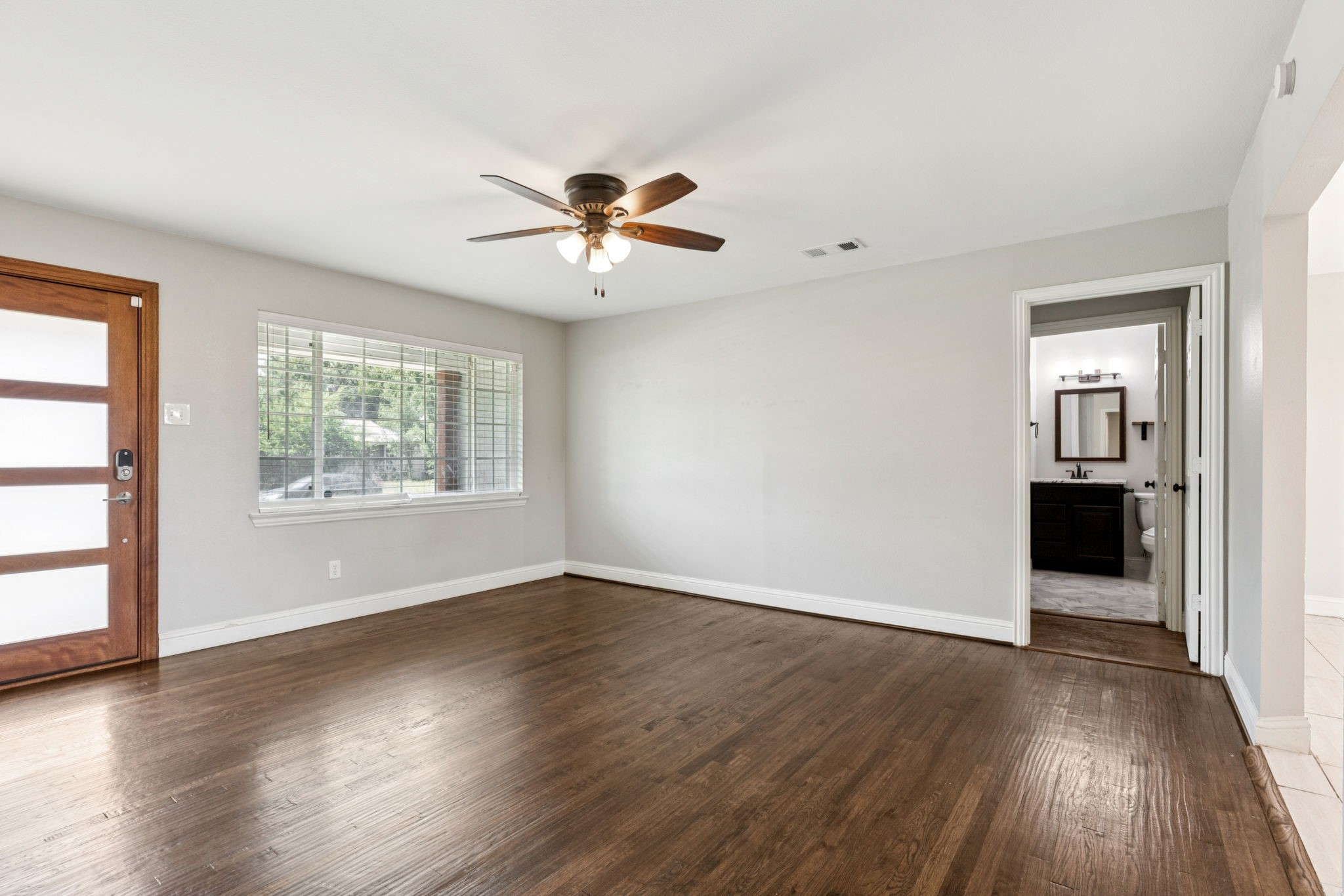 519 Royal Crest Drive