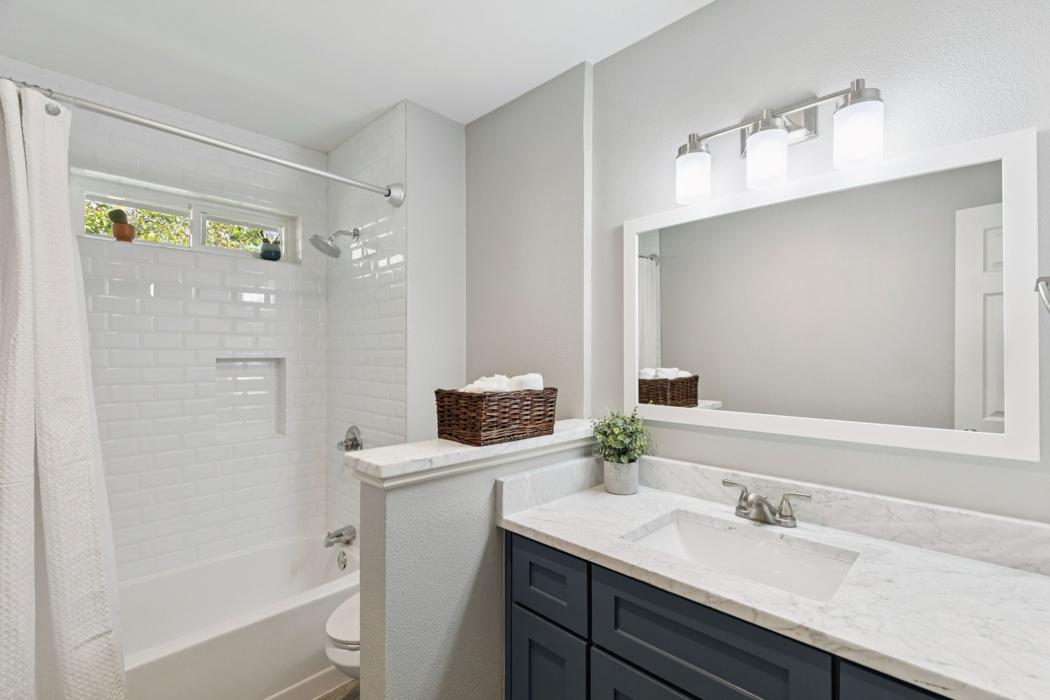 1801 Cross Bend Road