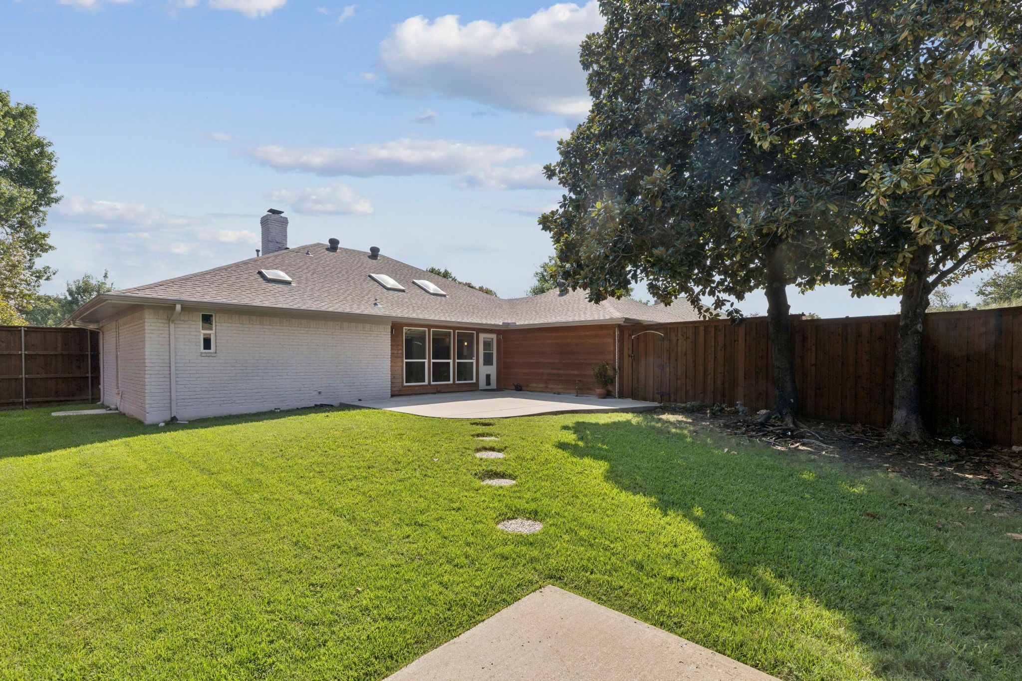 1801 Cross Bend Road