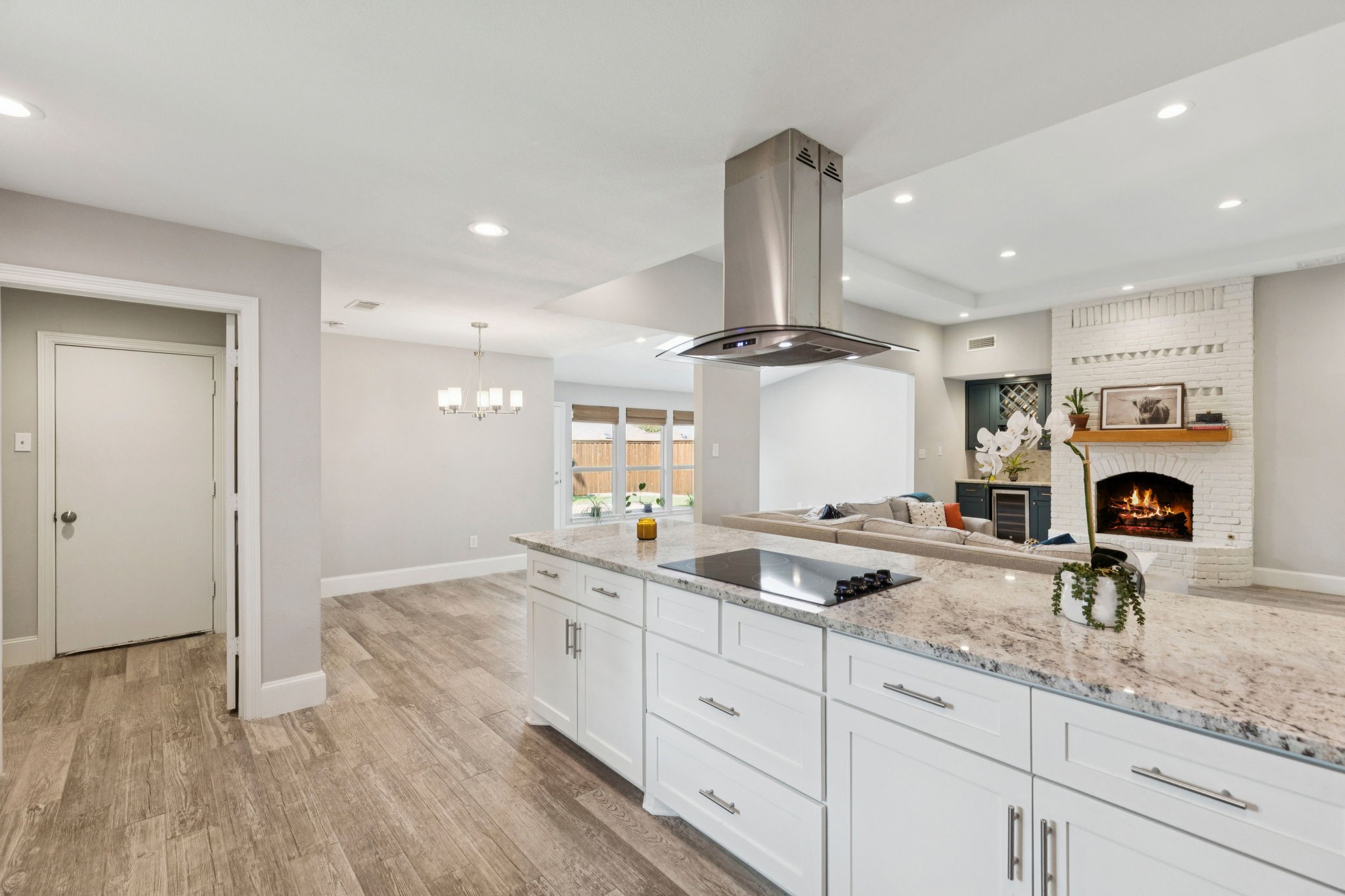 1801 Cross Bend Road