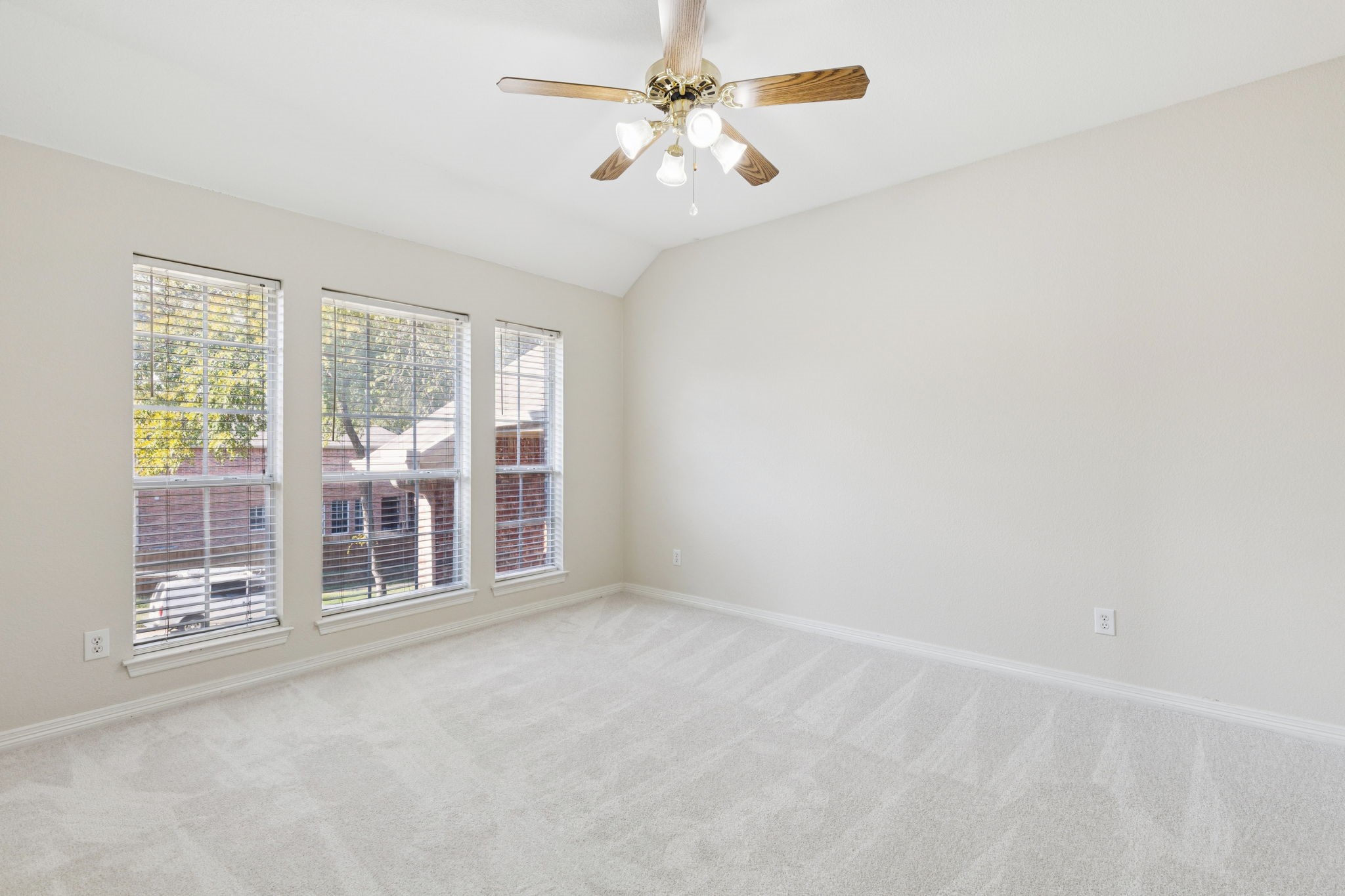 2501 Clear Ridge Drive