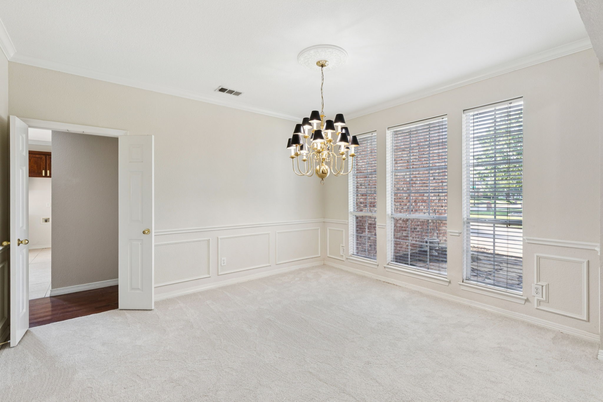 2501 Clear Ridge Drive