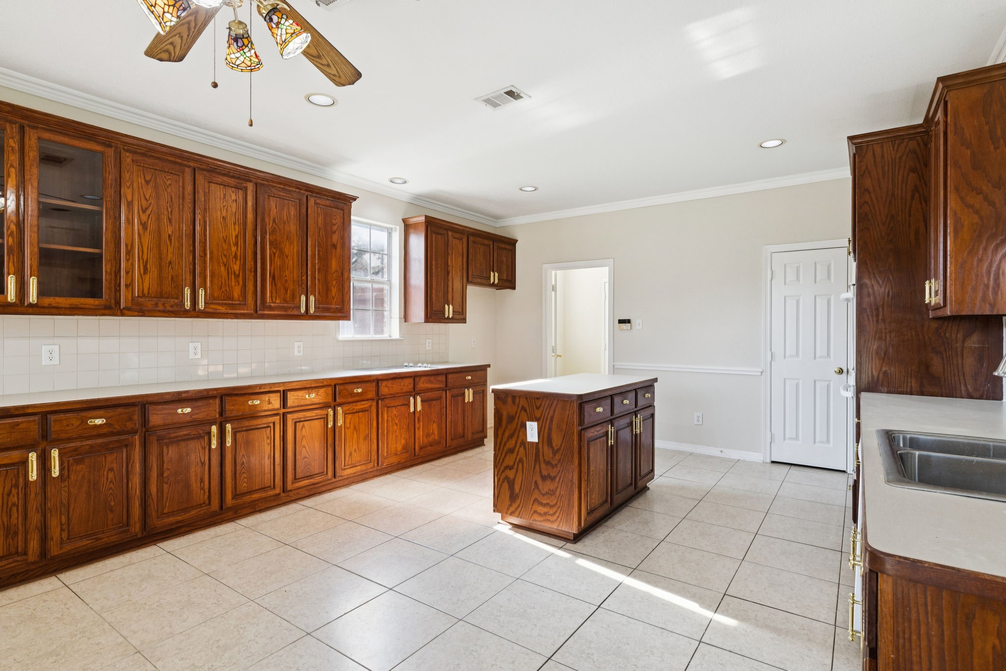 2501 Clear Ridge Drive