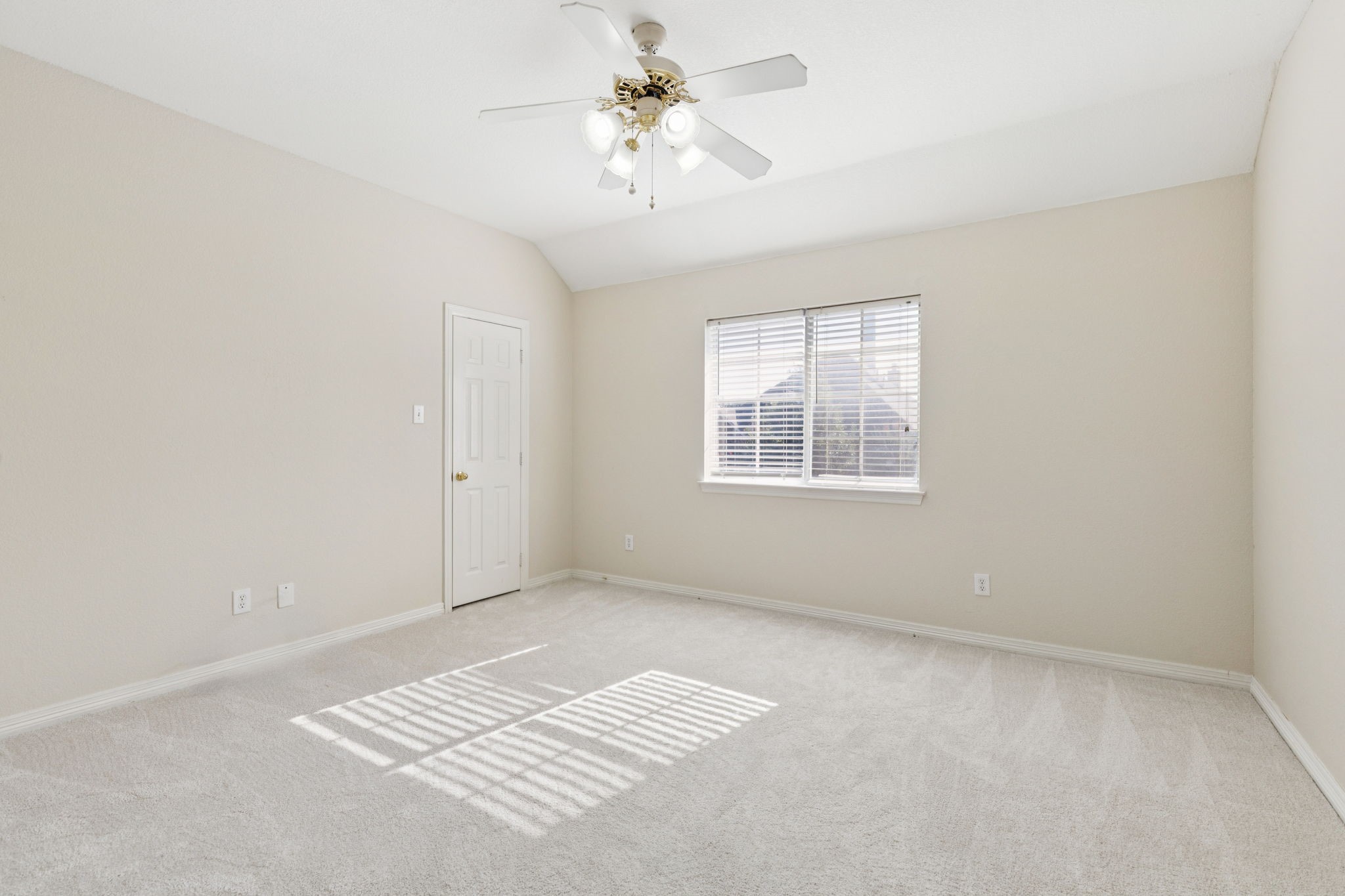 2501 Clear Ridge Drive