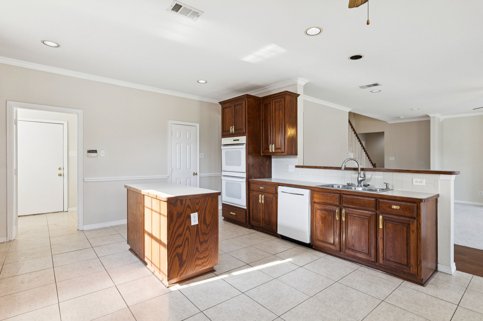 2501 Clear Ridge Drive