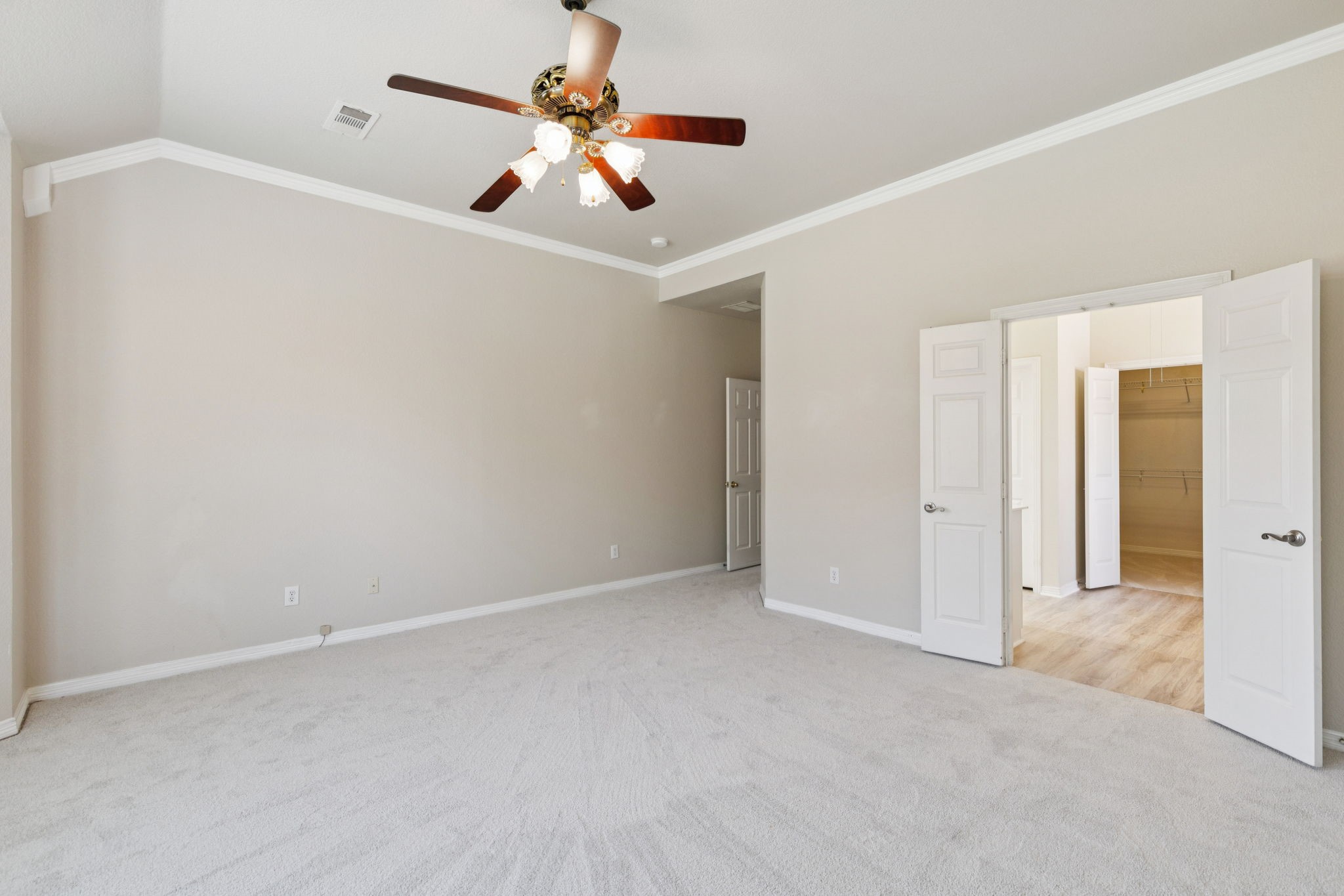 2501 Clear Ridge Drive