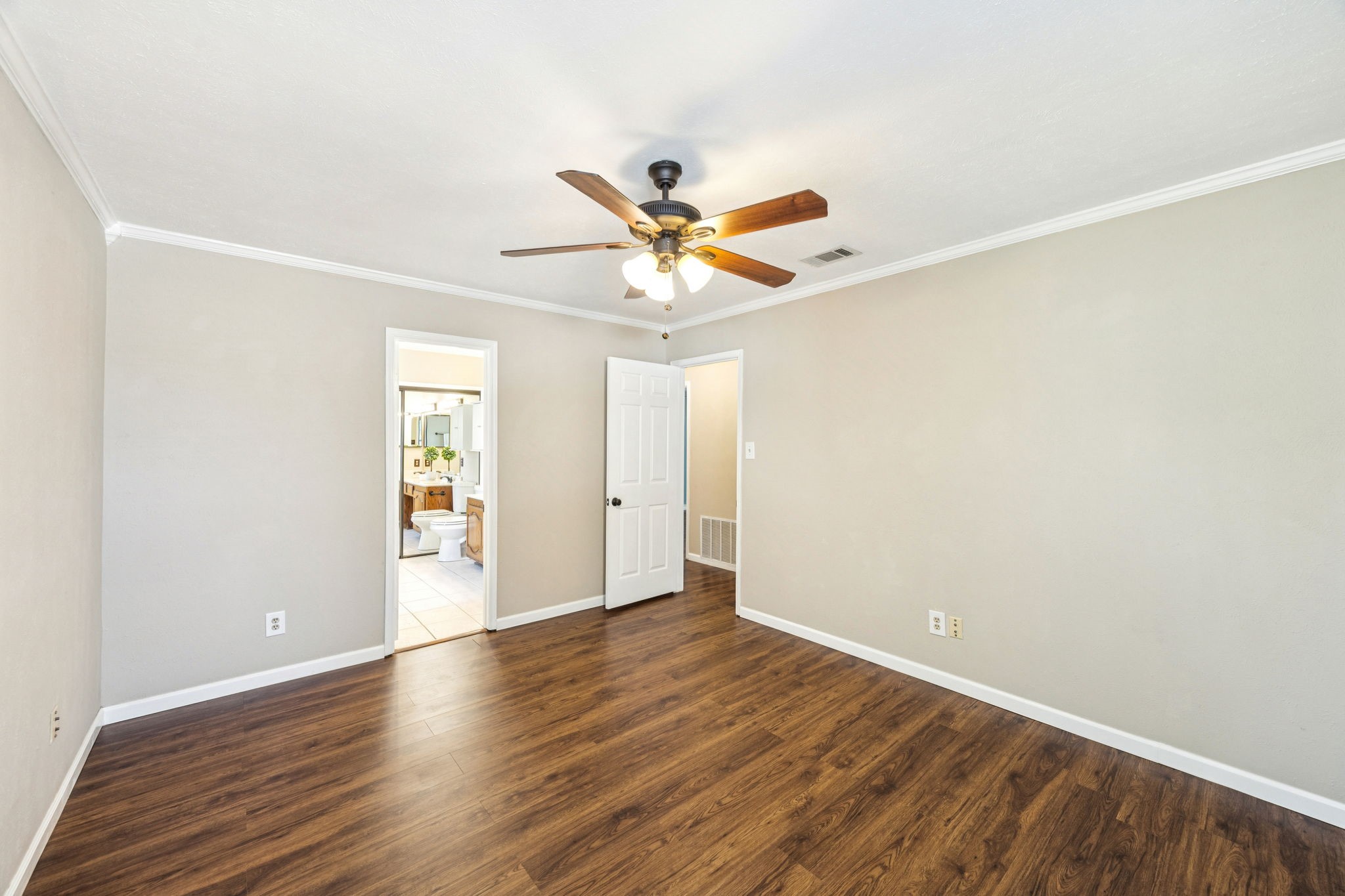 1300 Lufkin Drive
