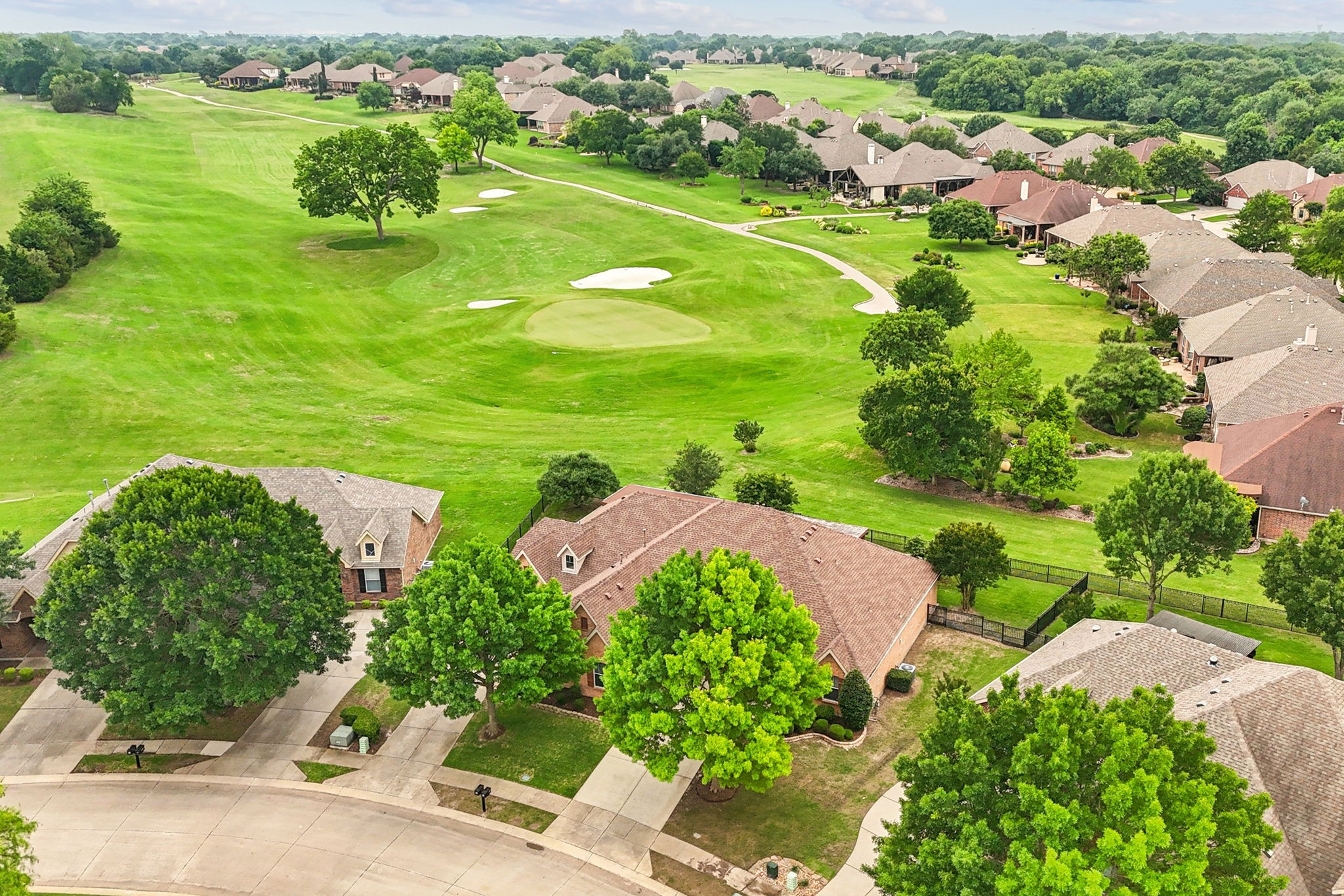 1304 Shinnecock Court