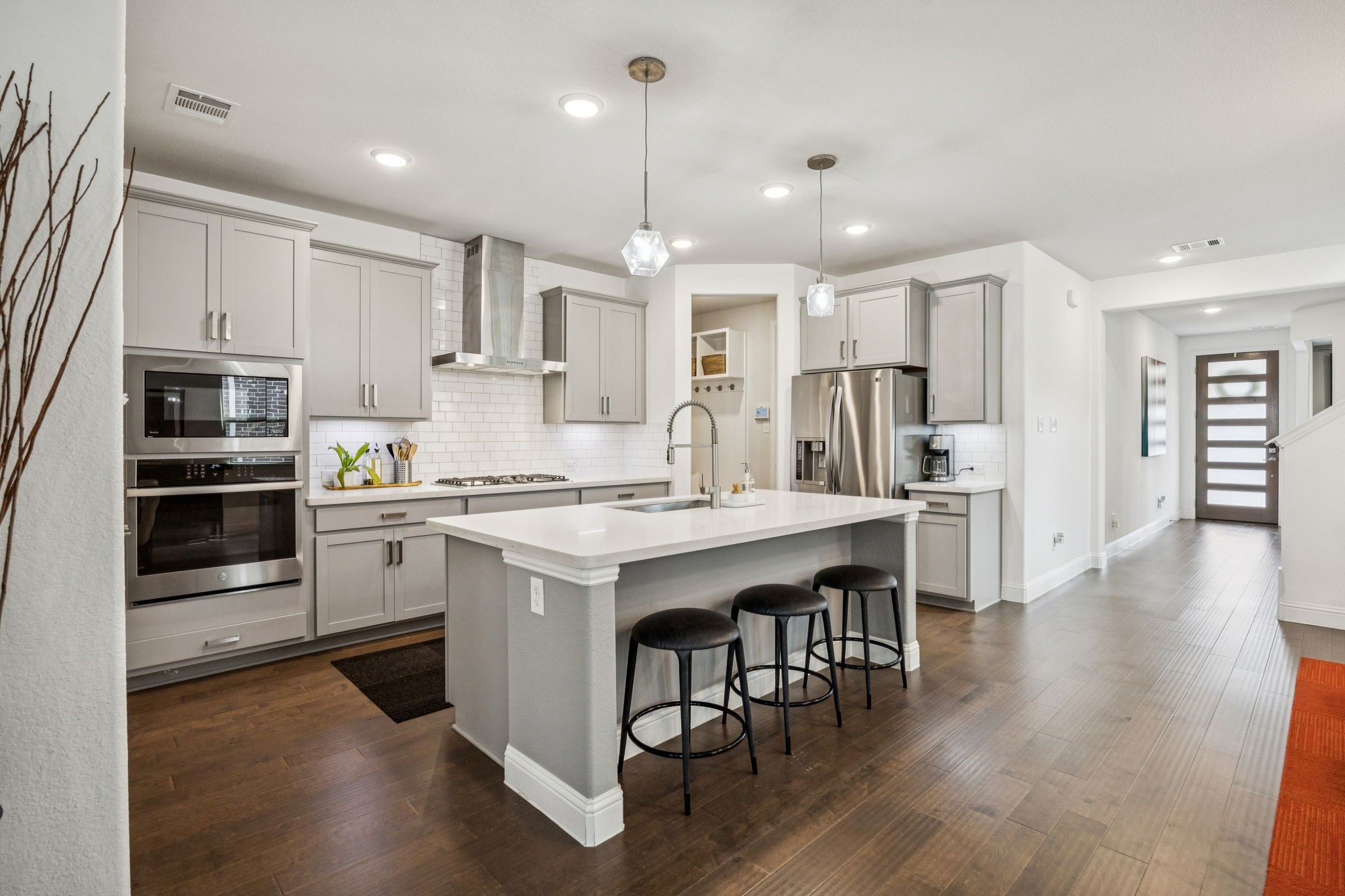 2269 Washington Drive