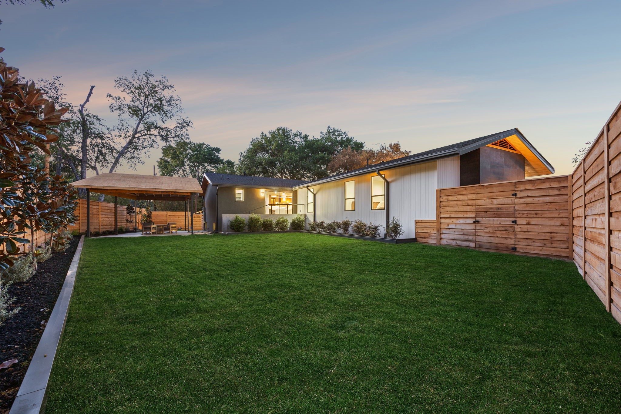2401 Mesa Drive