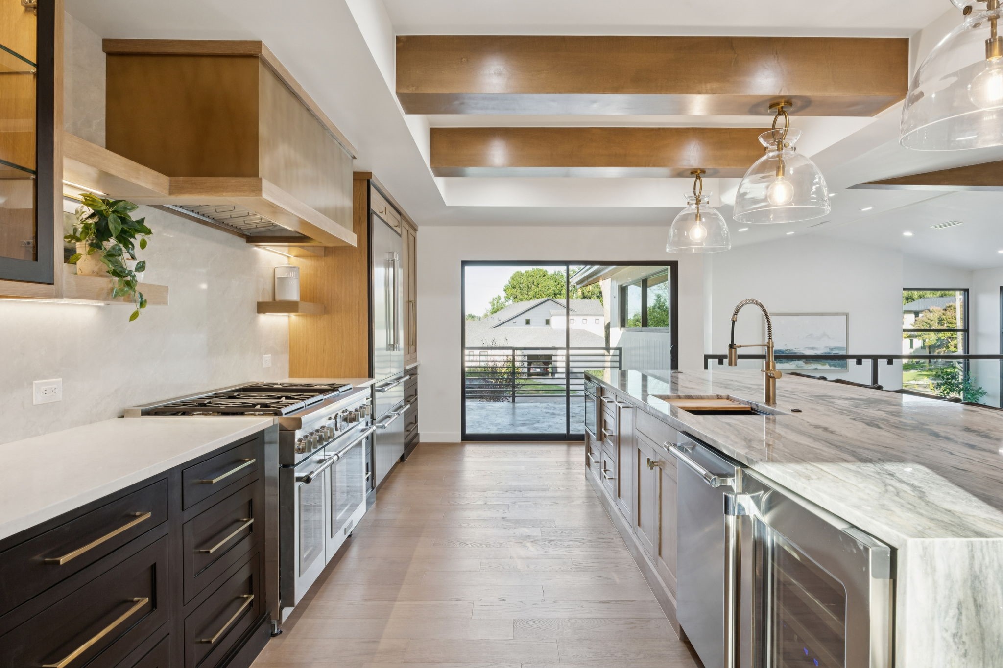 2401 Mesa Drive