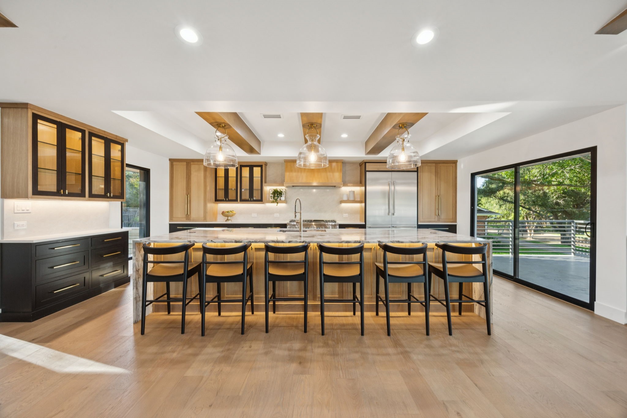 2401 Mesa Drive
