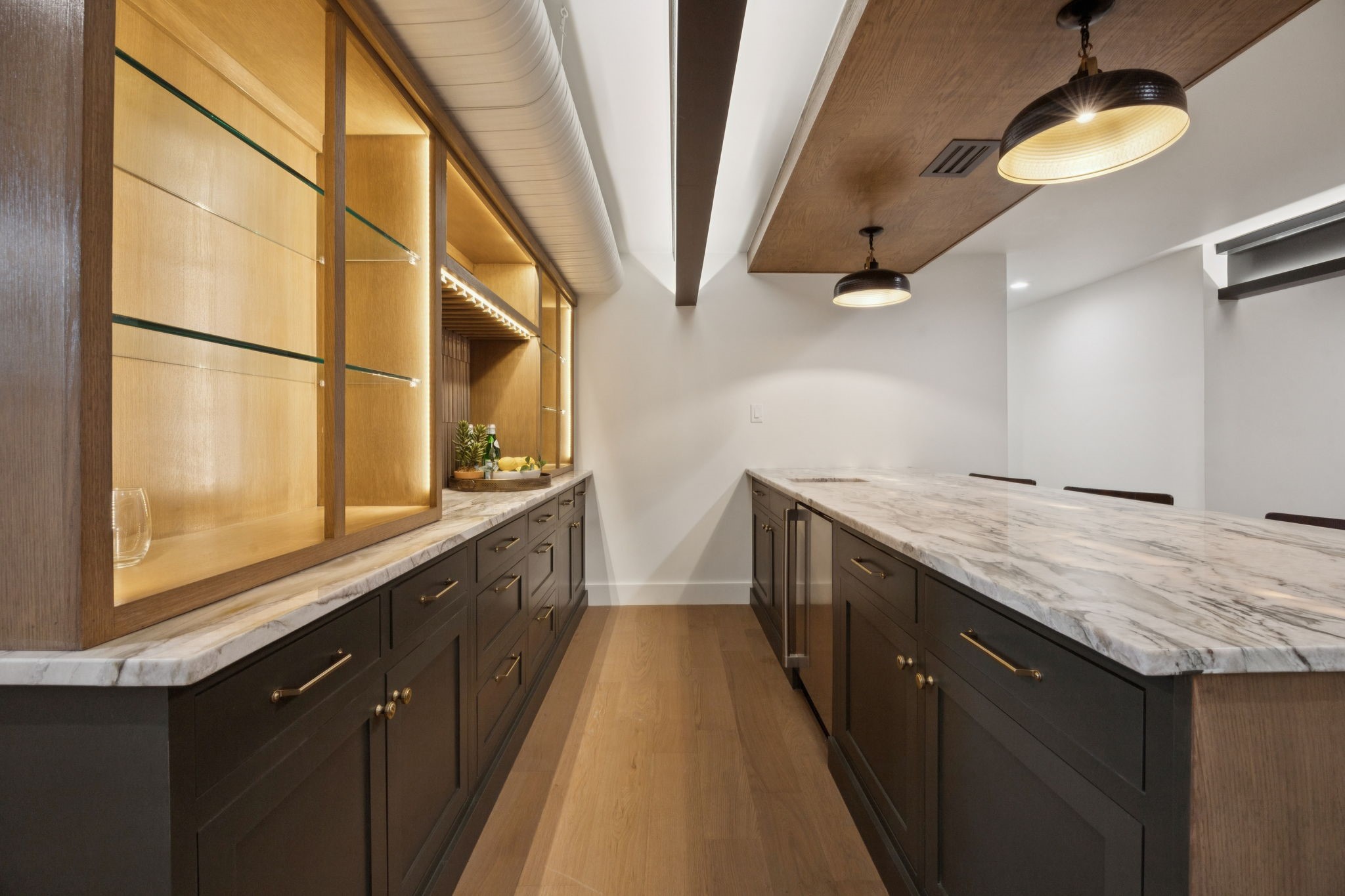 2401 Mesa Drive