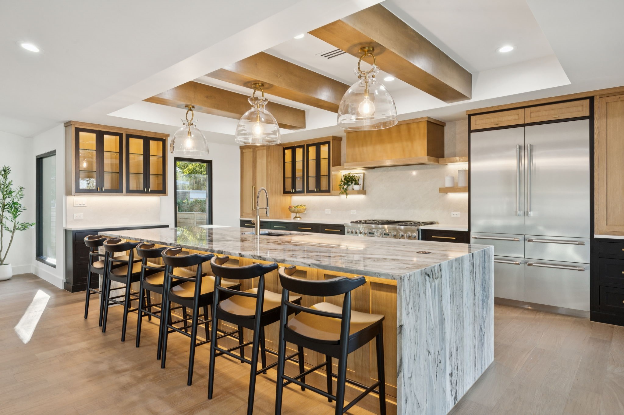 2401 Mesa Drive