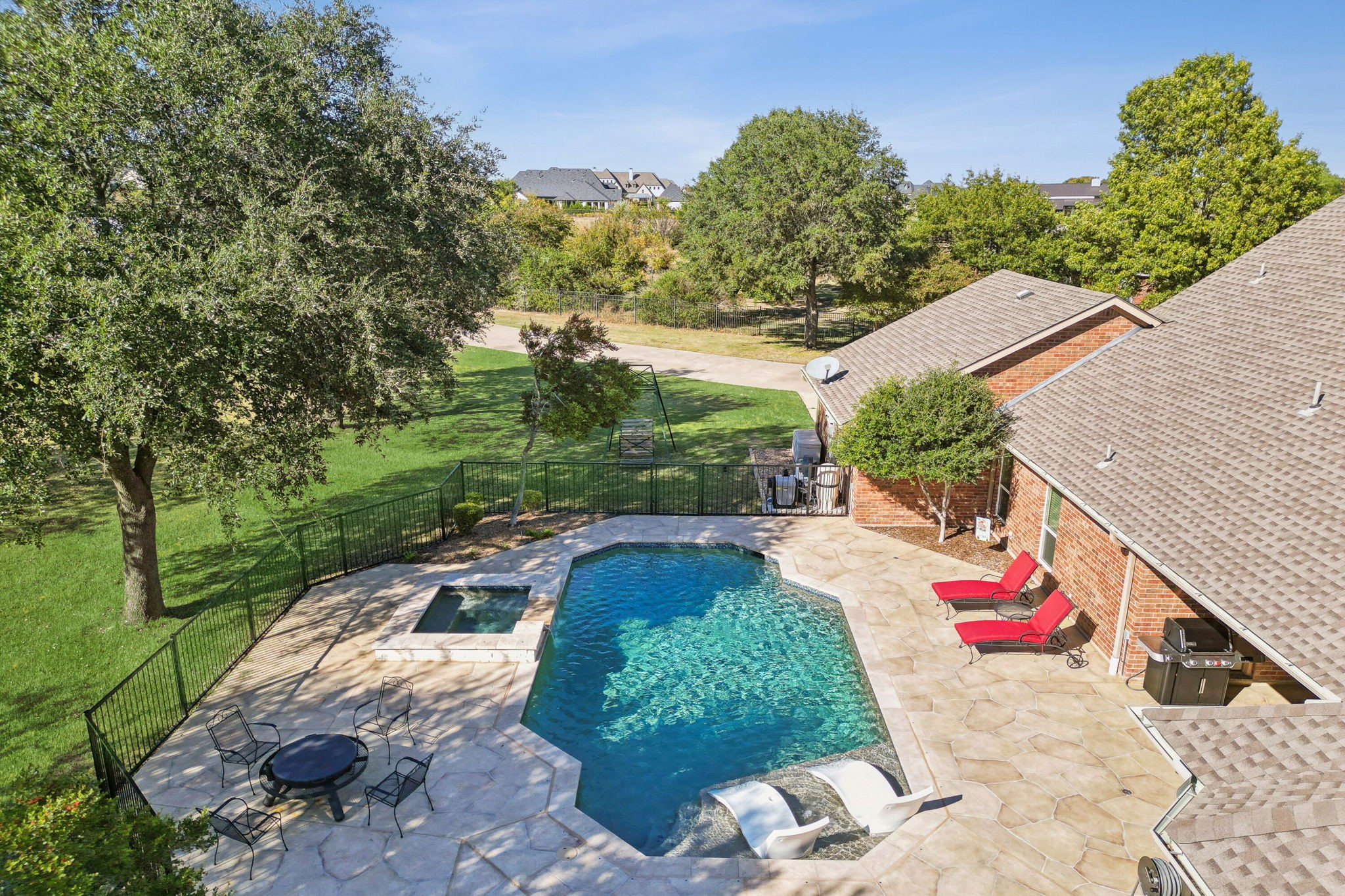 285 Red Star Road