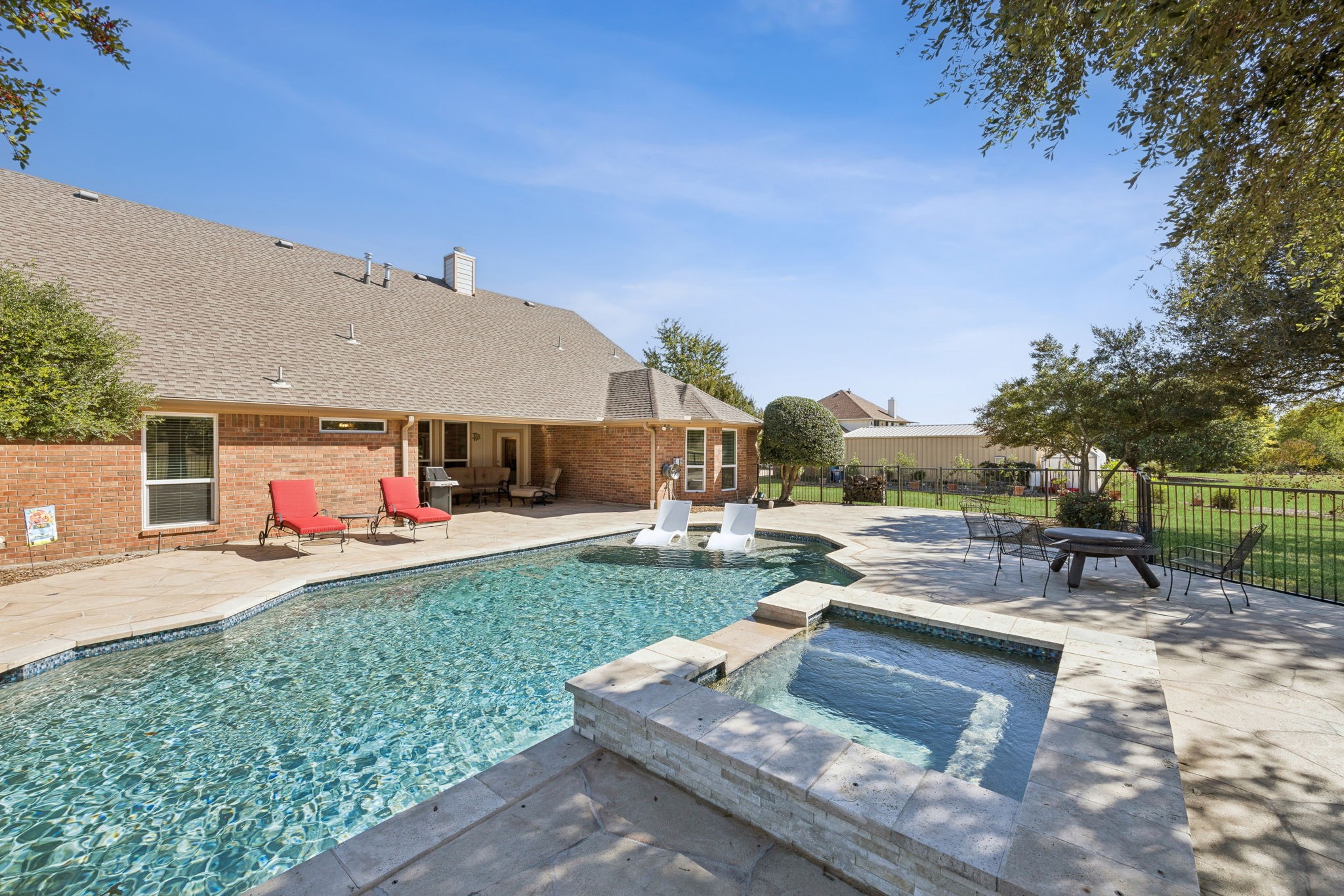 285 Red Star Road