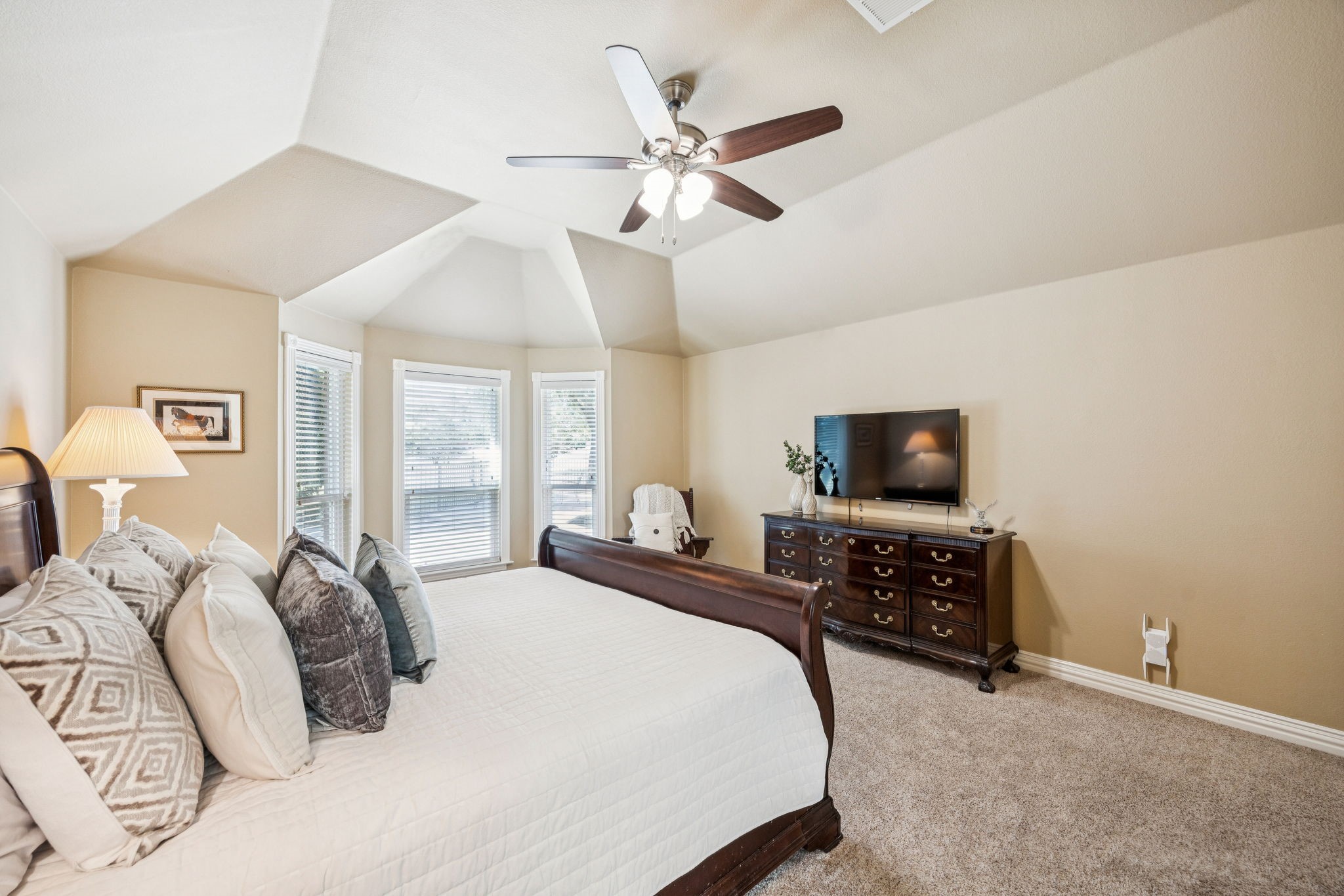 285 Red Star Road