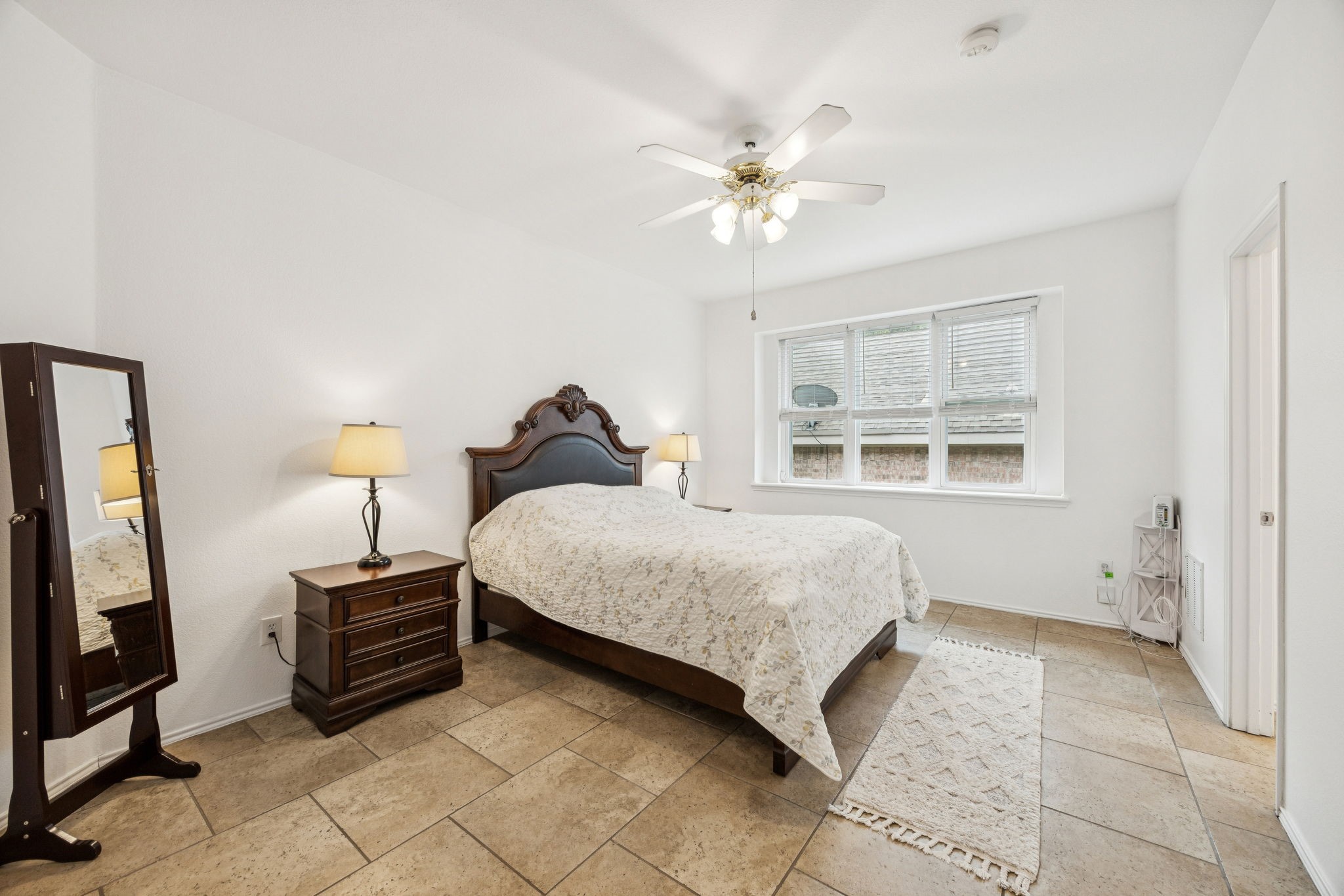 7616 Sonoma Valley Drive