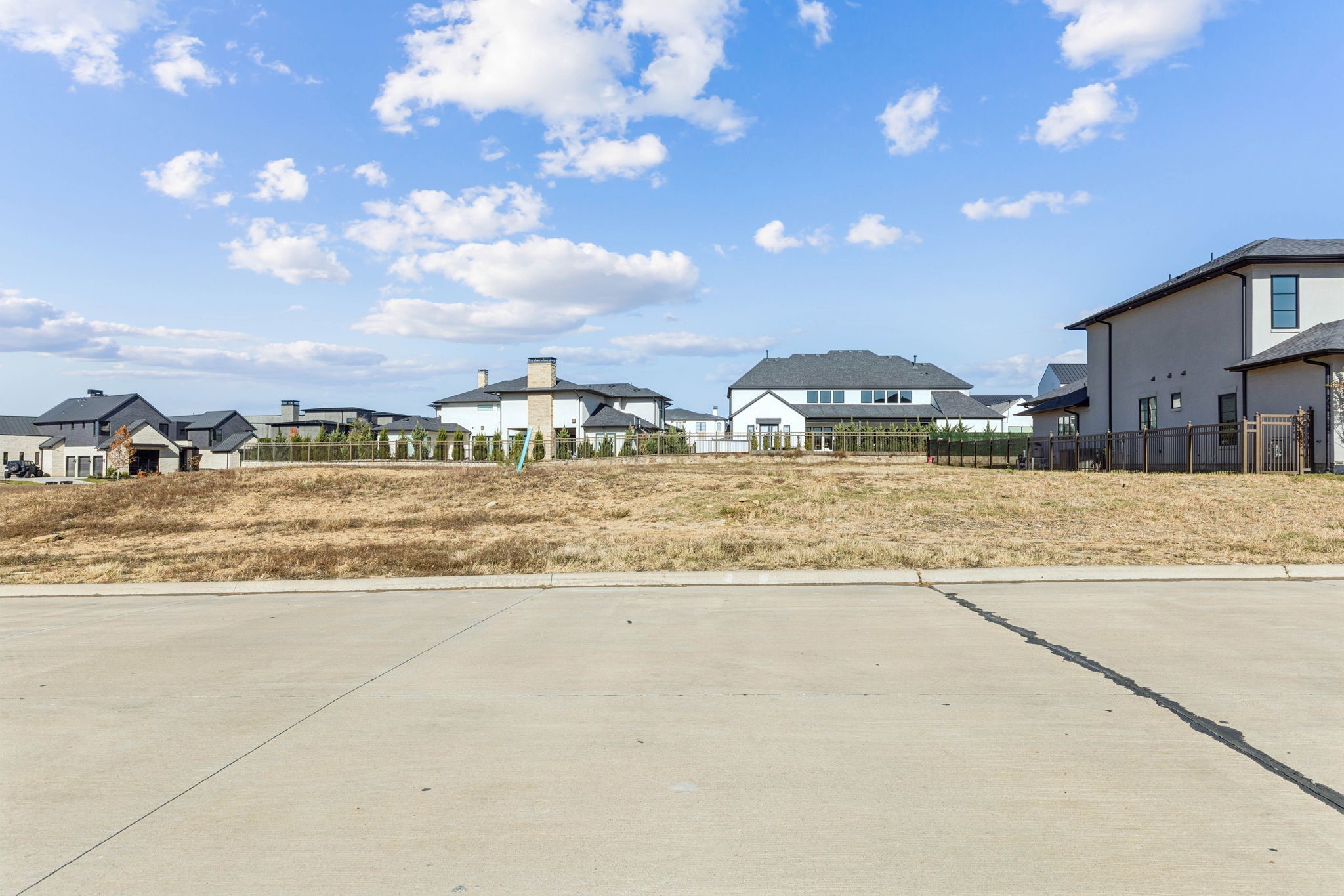 1564 Chambord Avenue